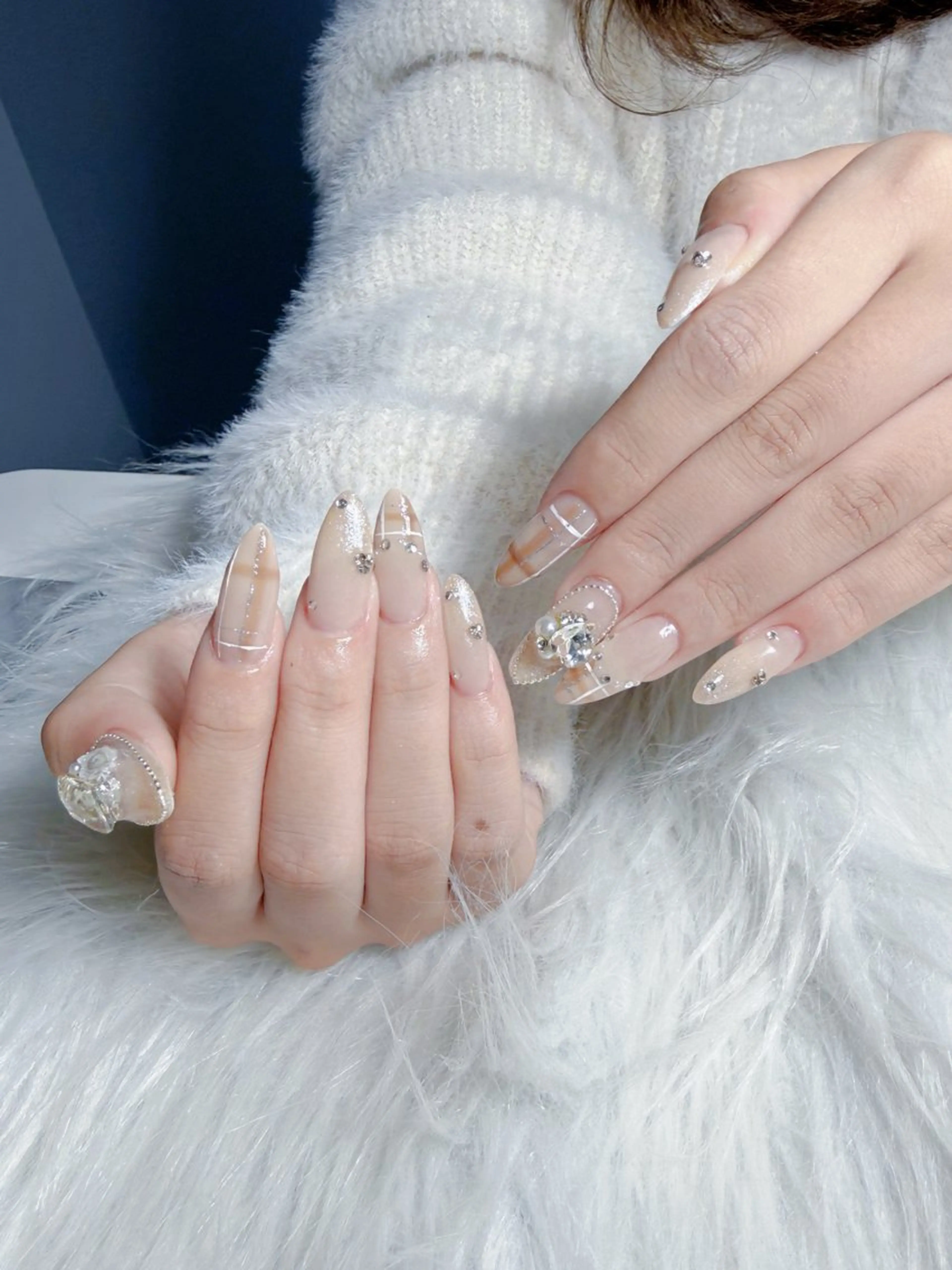 ネイル アートネイル フラッシュネイル ジェルネイル キラキラネイル ニュアンスネイル ハンドネイル Kitty Nailのネイルデザイン