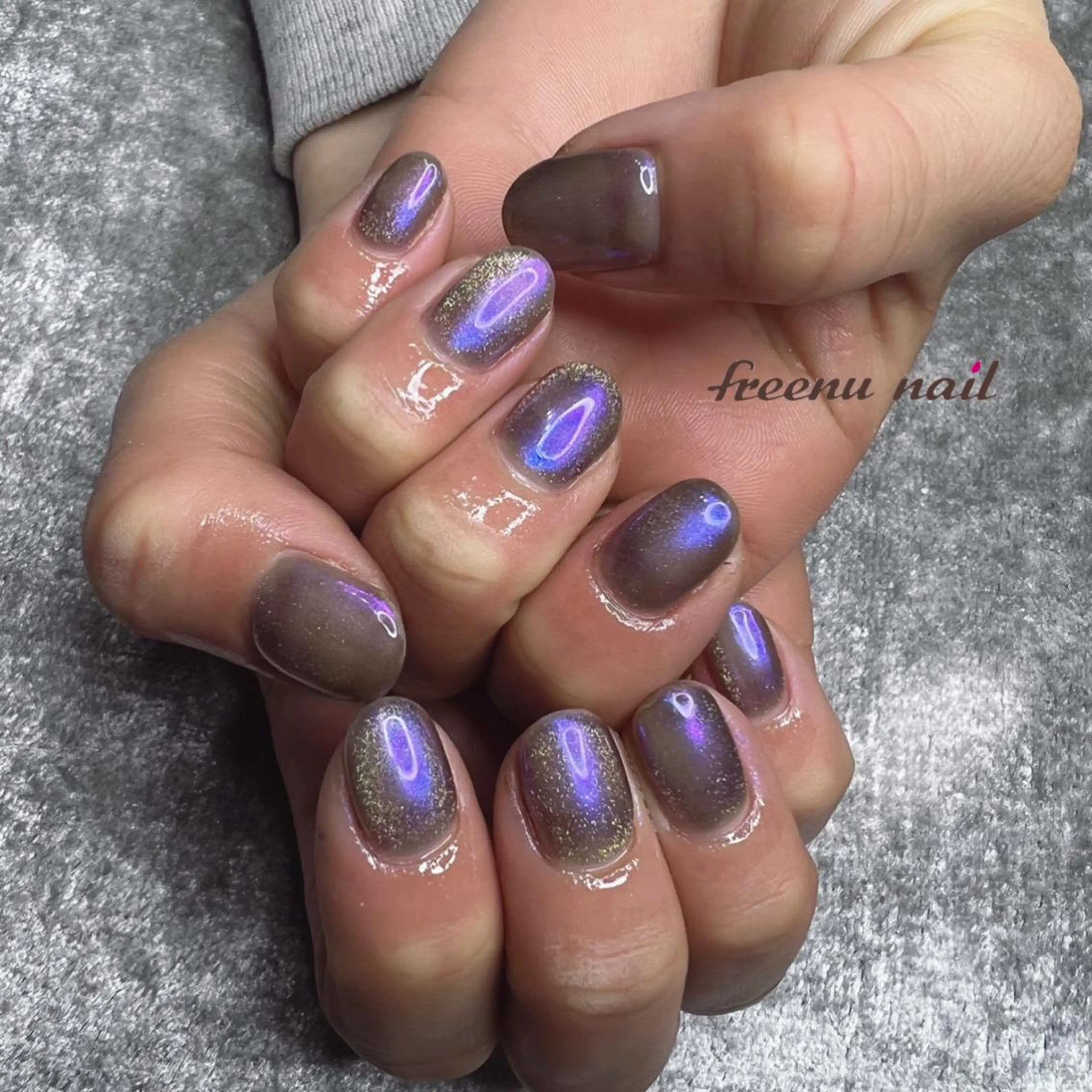 ネイル オーロラネイル マグネットネイル ハンドネイル freenu nail【24H】のネイルデザイン