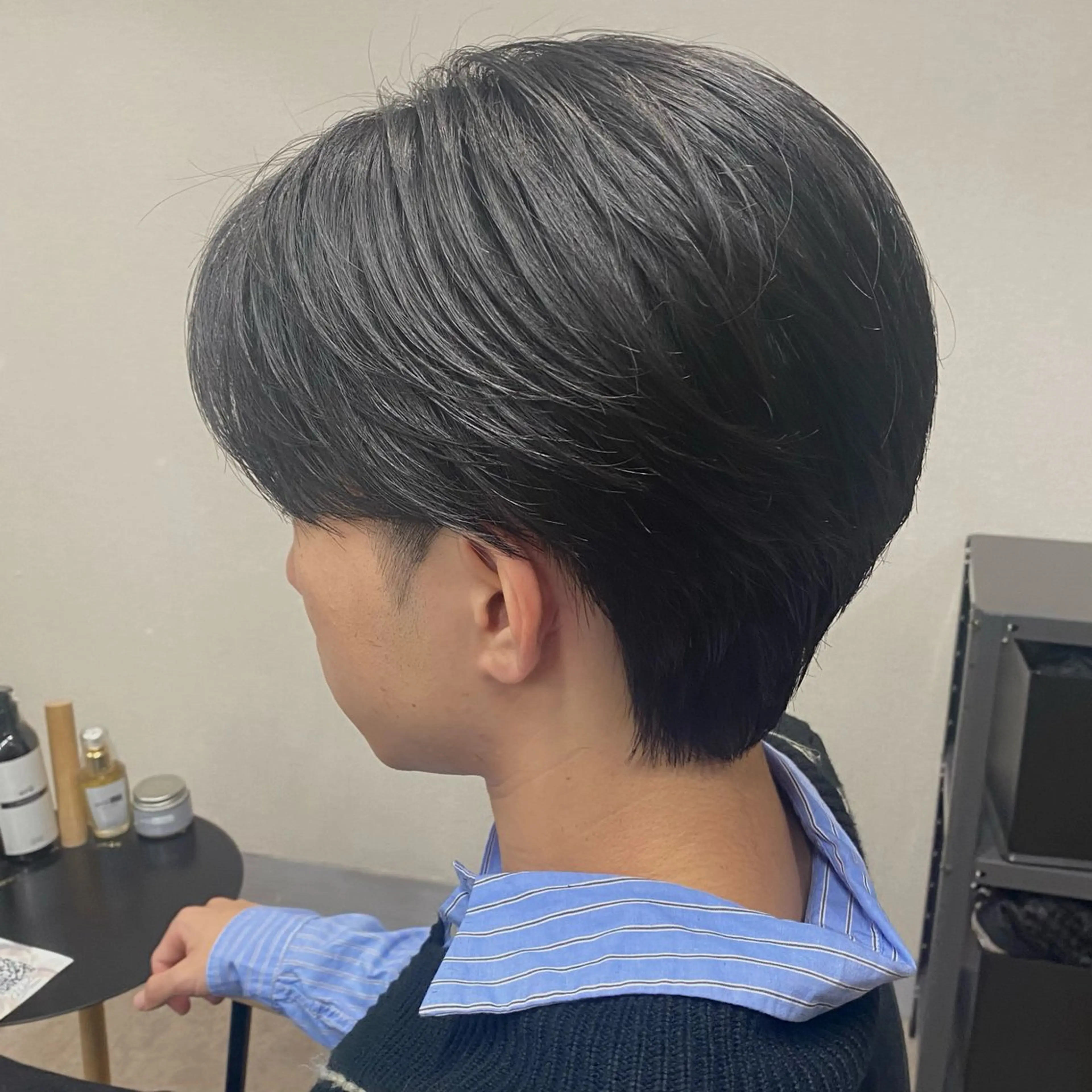 ショート メンズ センターパート メンズパーマ 刈り上げ センターパート/ニ ュアンスパーマのヘアスタイル