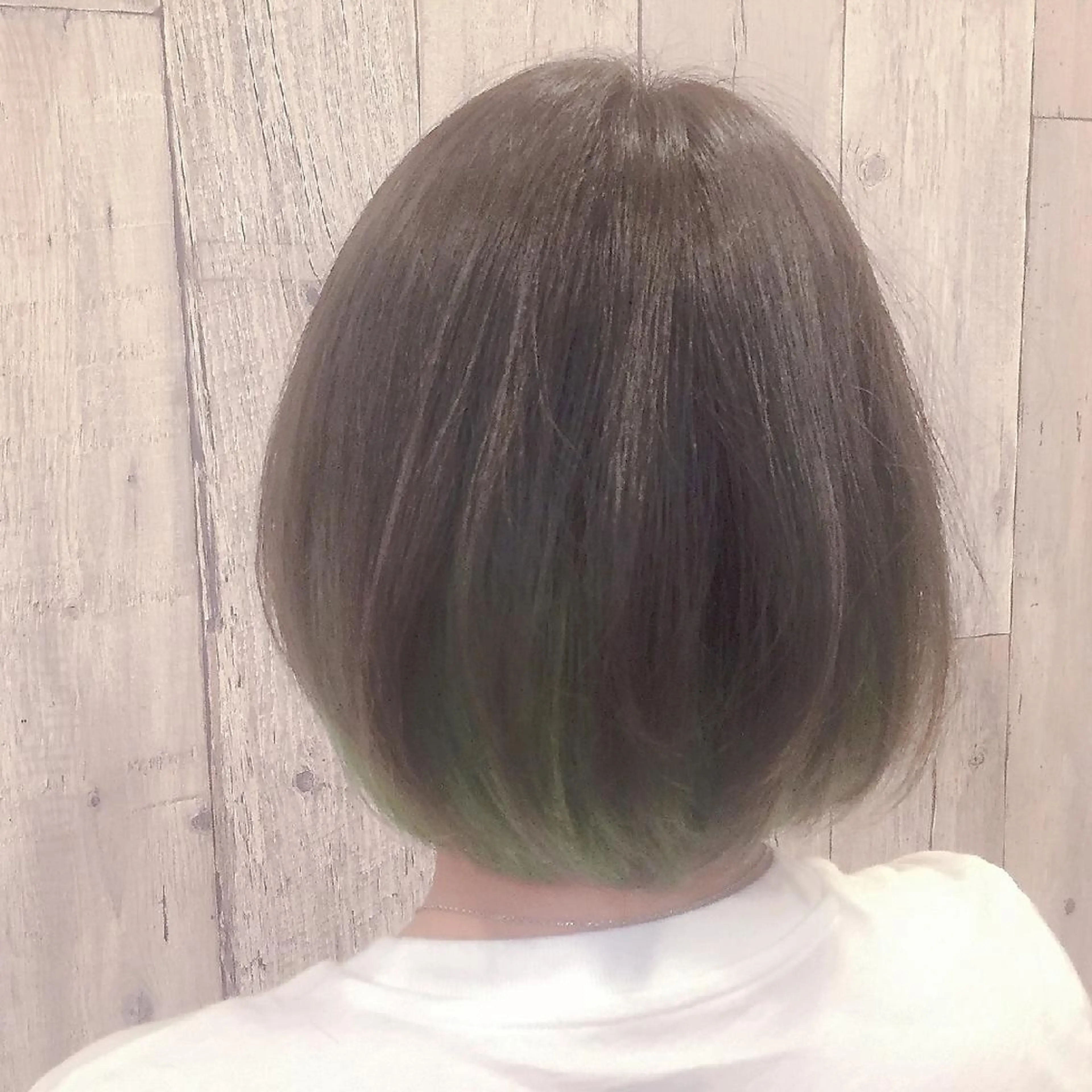 ショート カラー ダークグレー デザインカラー髪質 改善Lilithのその他イメージ