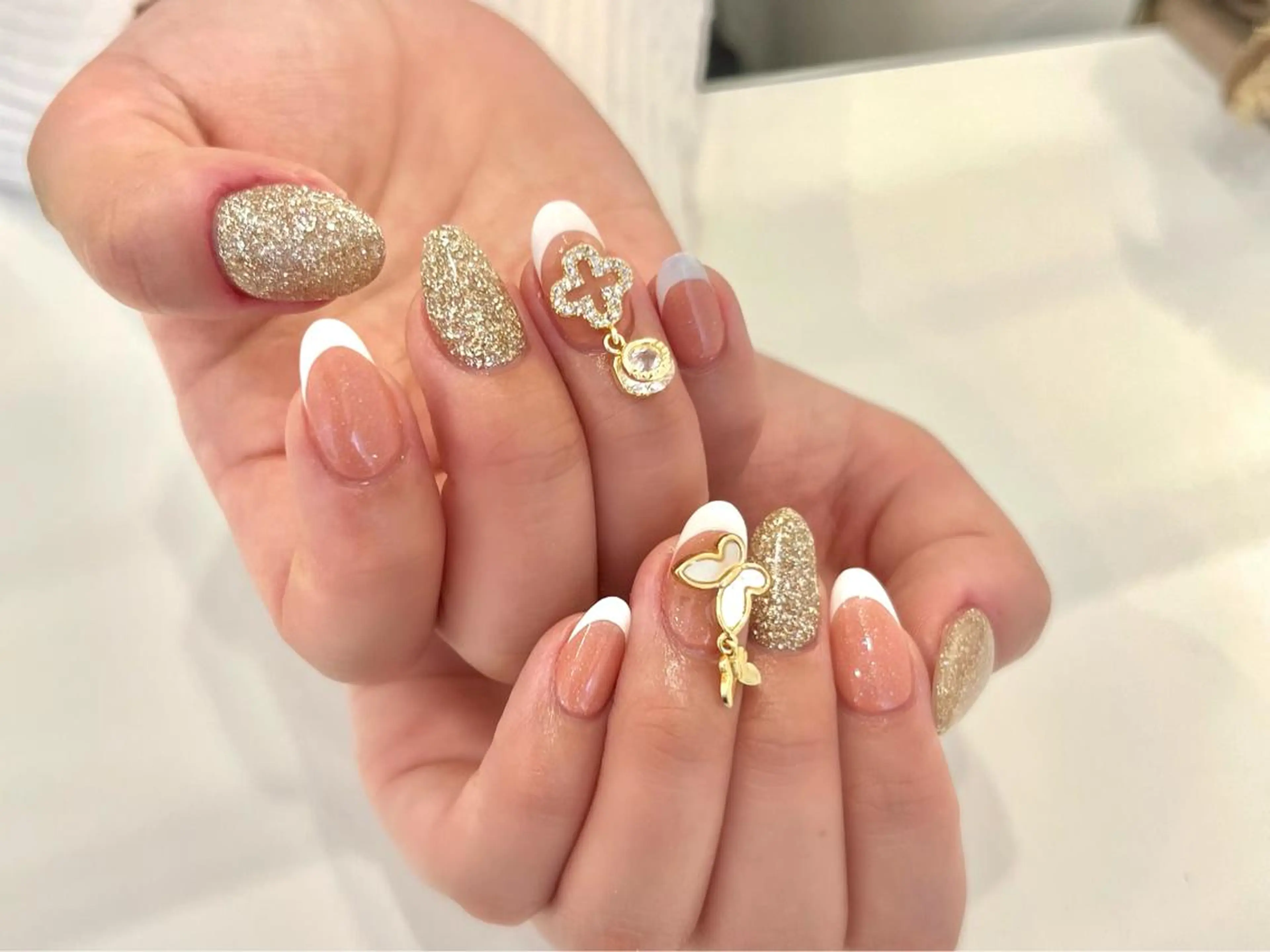 ネイル ONIKA Nail 青山通り店所属・ONIKA Nail 表参道A4🦋2分のネイルデザイン