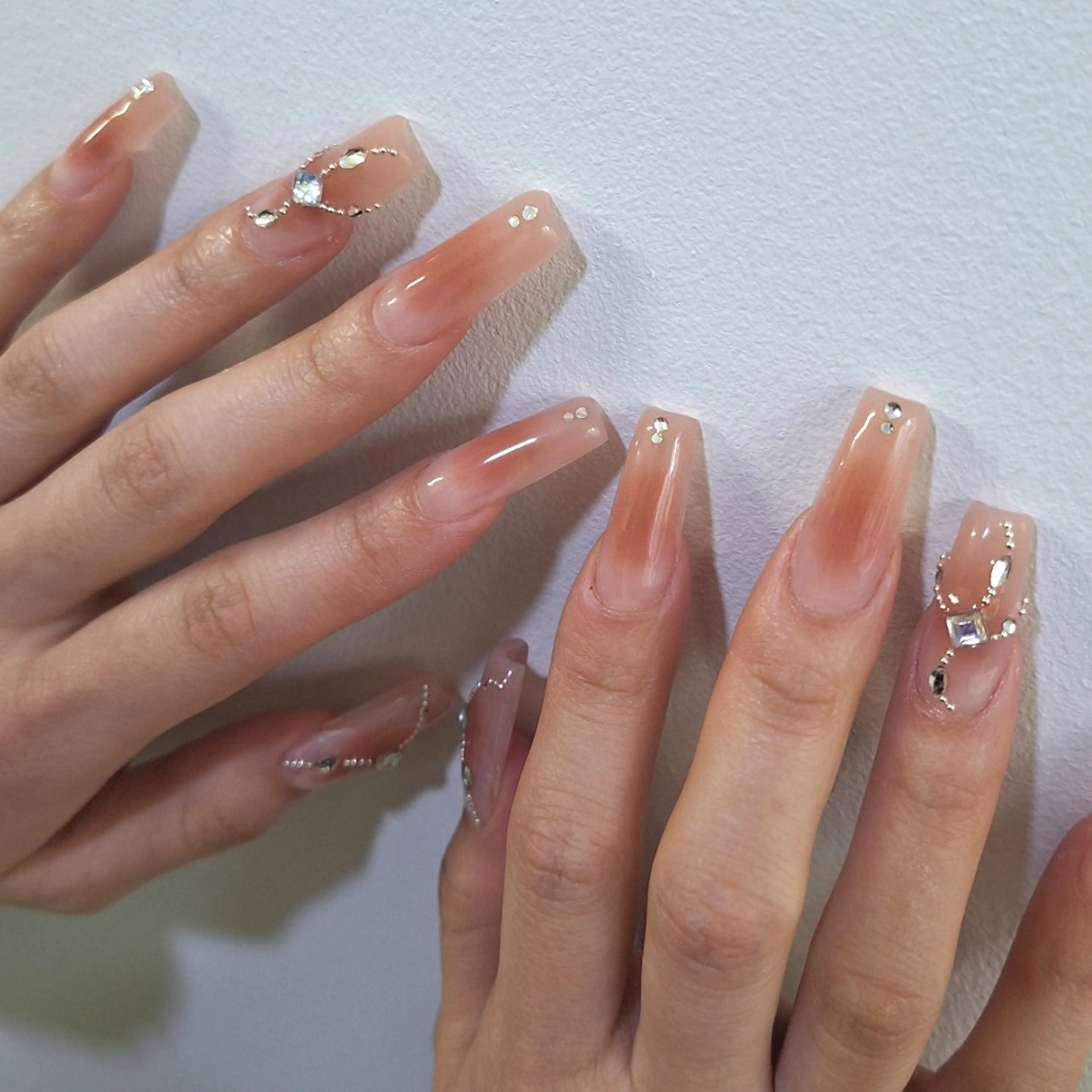 ネイル ハンドネイル nailstudio eviz仙台店のネイルデザイン