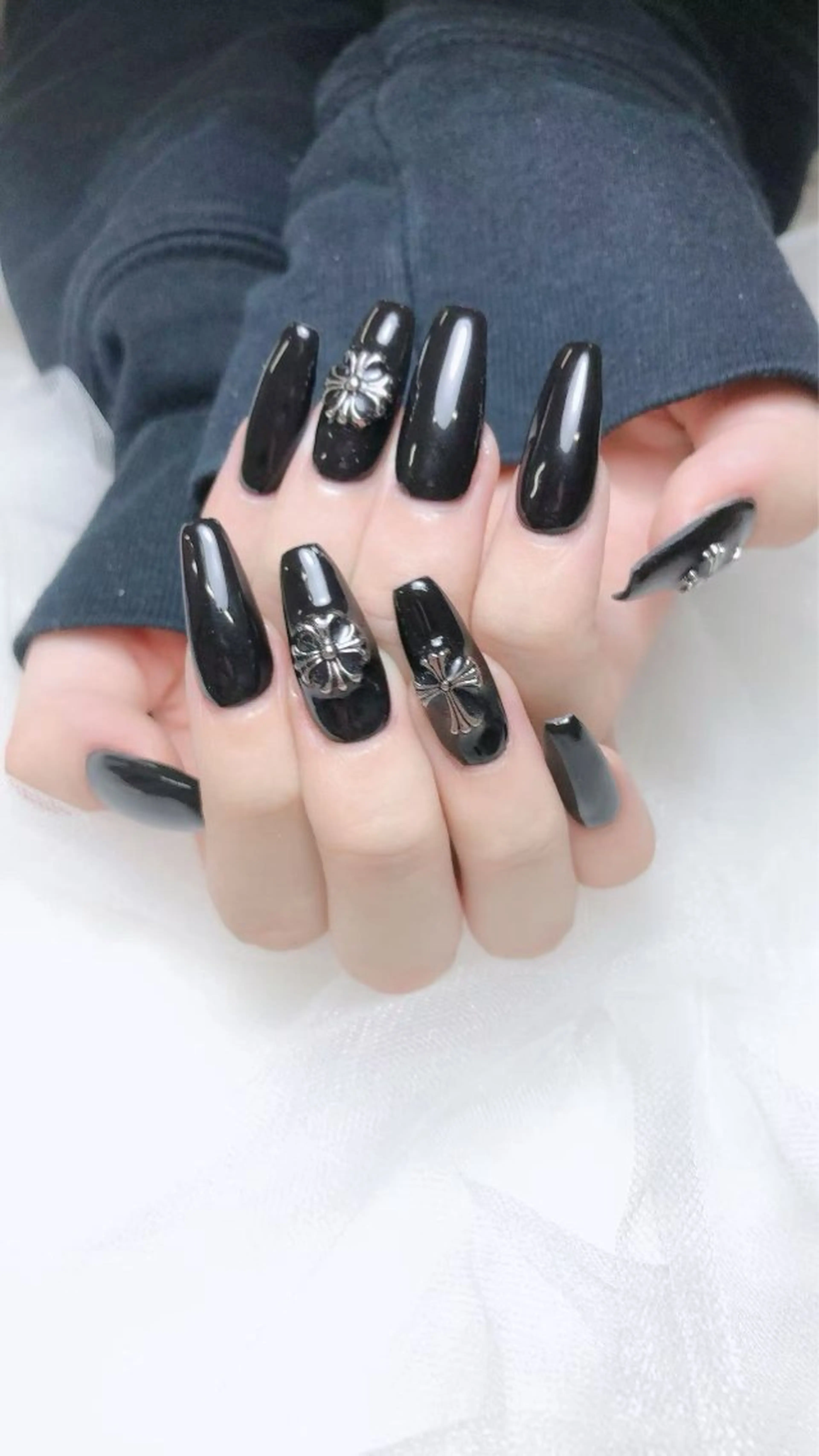 ネイル LR.ONE リナのネイルデザイン