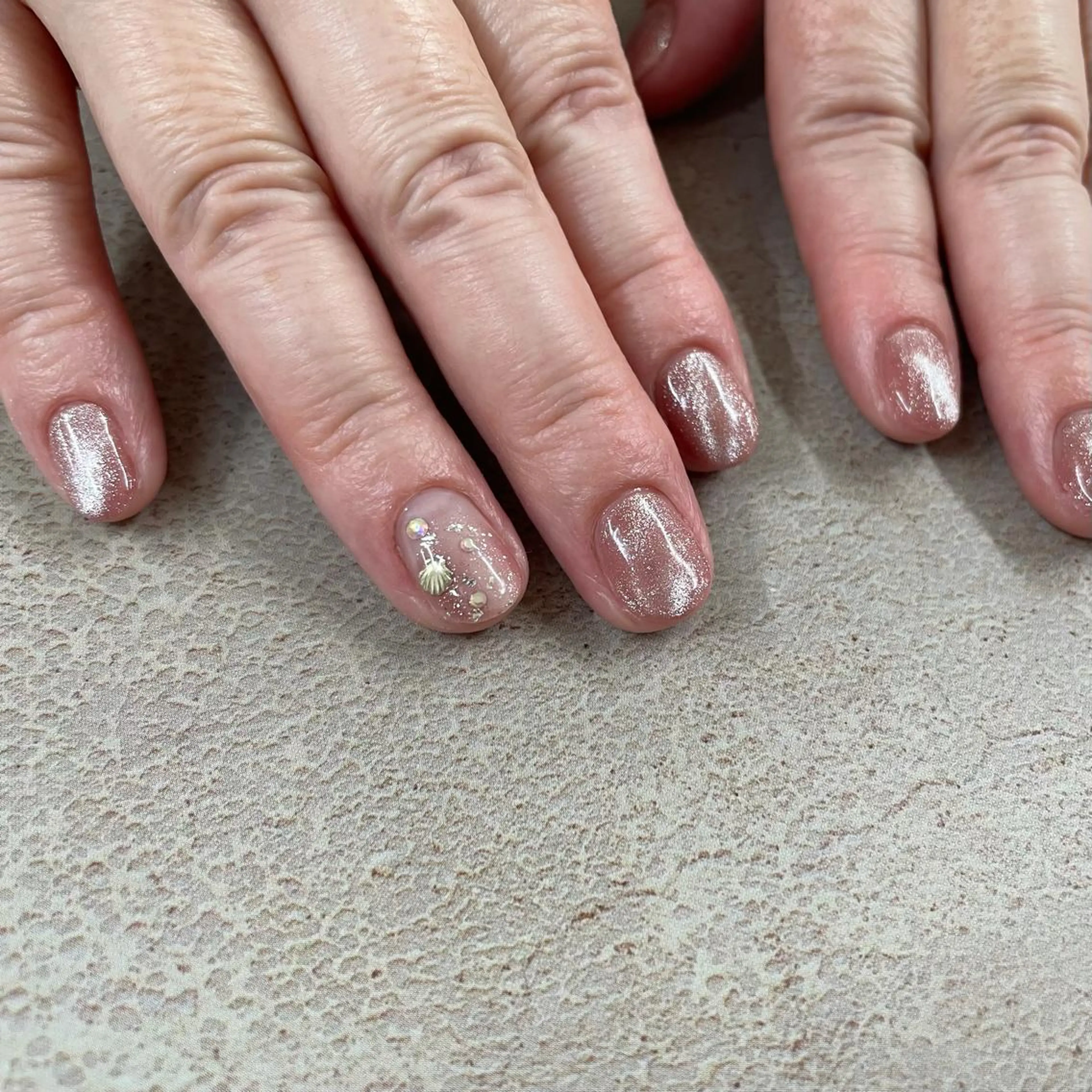 ネイル 株式会社JUEGO .○°のネイルデザイン