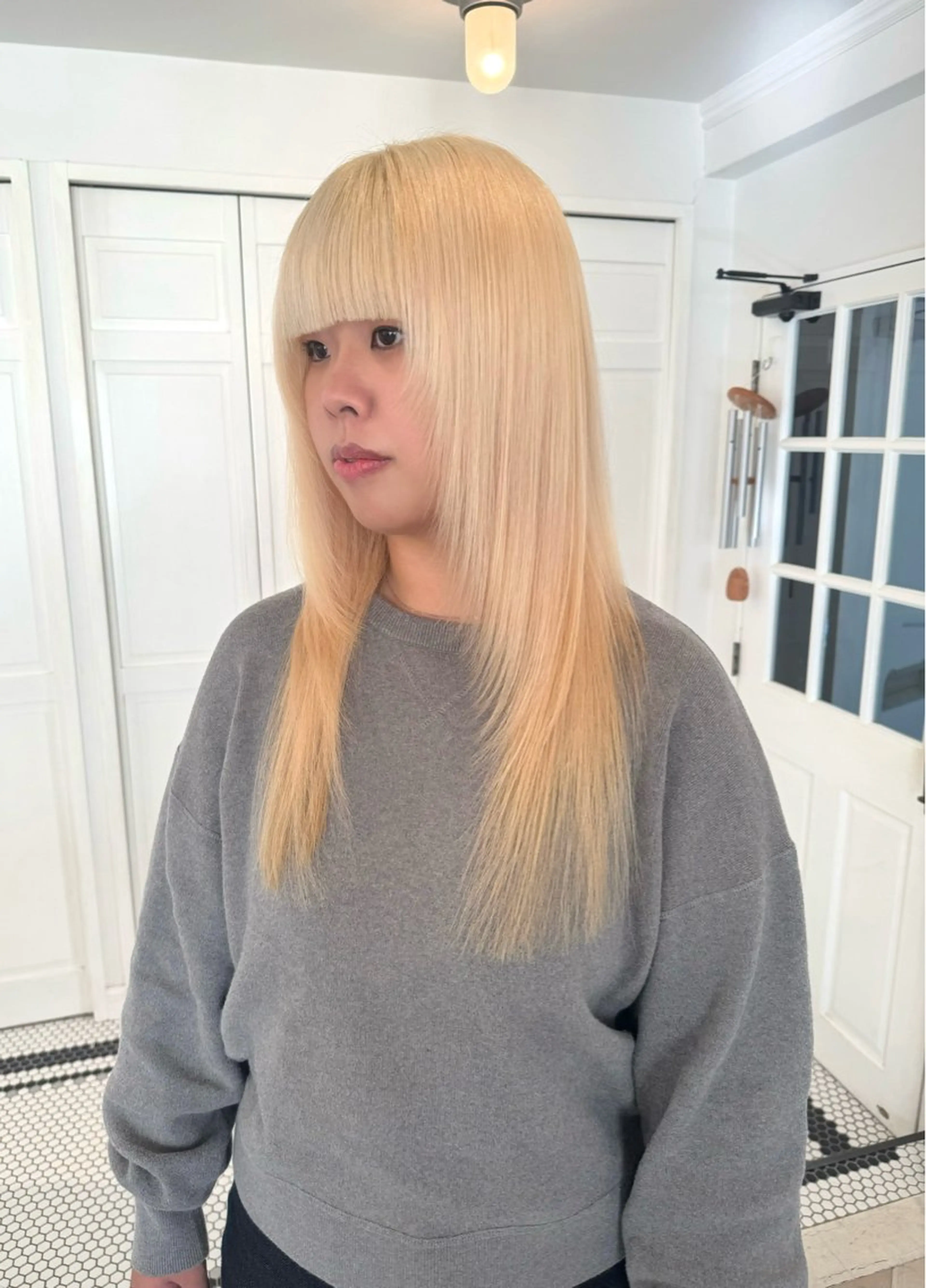 カラー ブリーチカラー🎀 韓国風/寺門美優のヘアスタイル