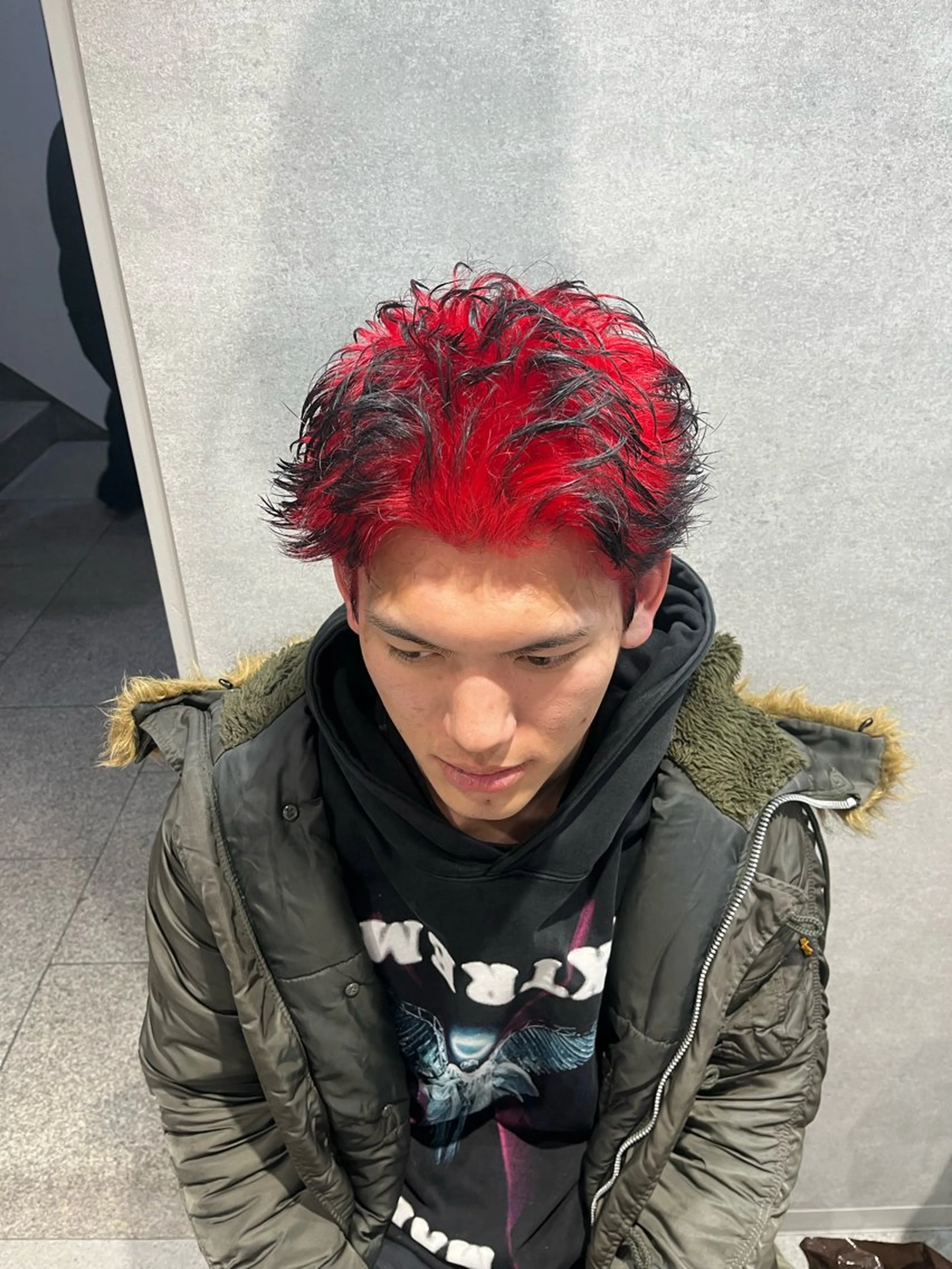ショート カラー ブリーチ メンズ特化⚡️パーマ テッタのヘアスタイル
