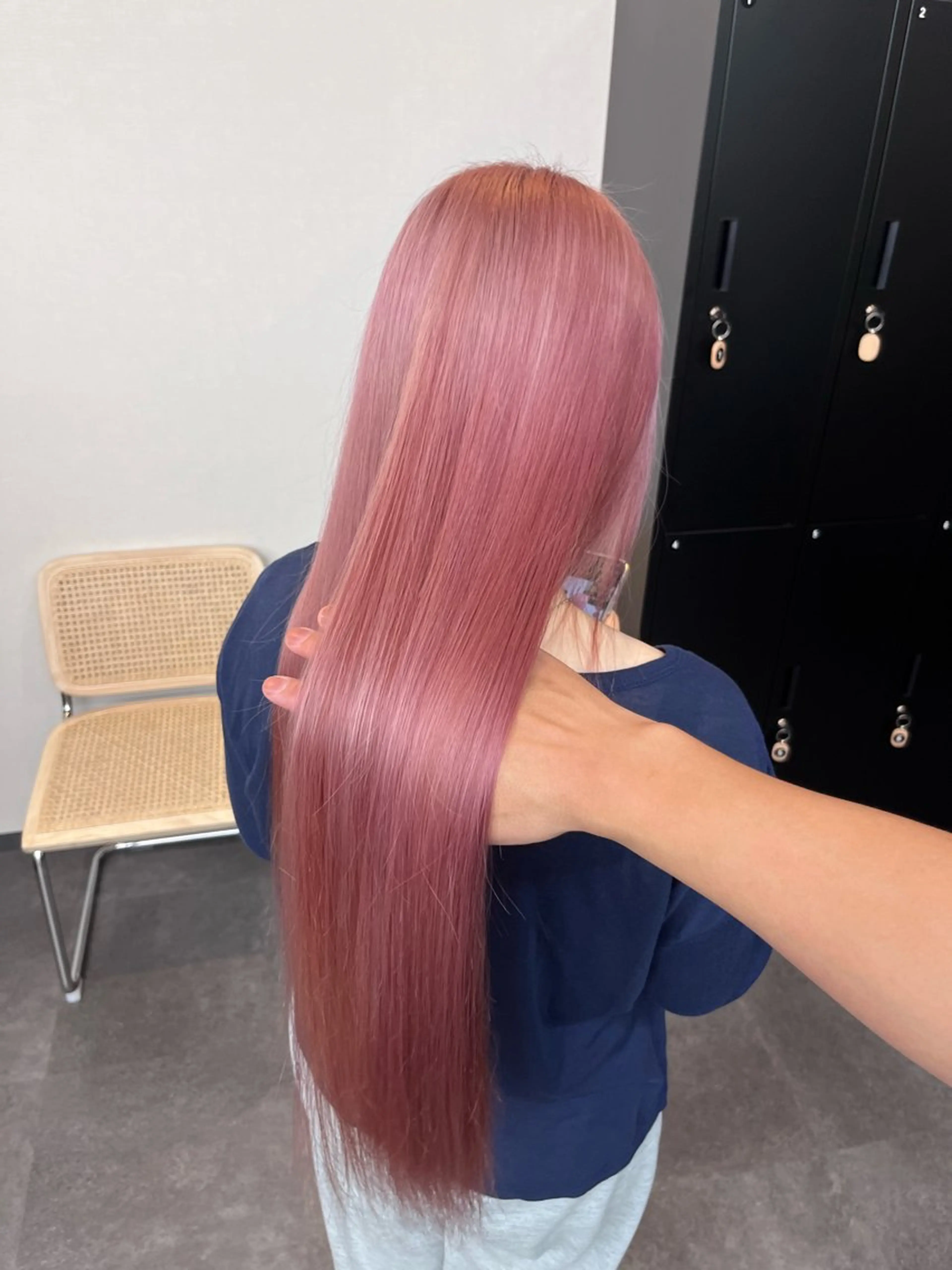 ロング カラー ブリーチ ピンクカラー ヘアカラー トリートメント enn.bleach by t.a.g所属・SHUNTA /ブリーチ/レイヤーのヘアスタイル