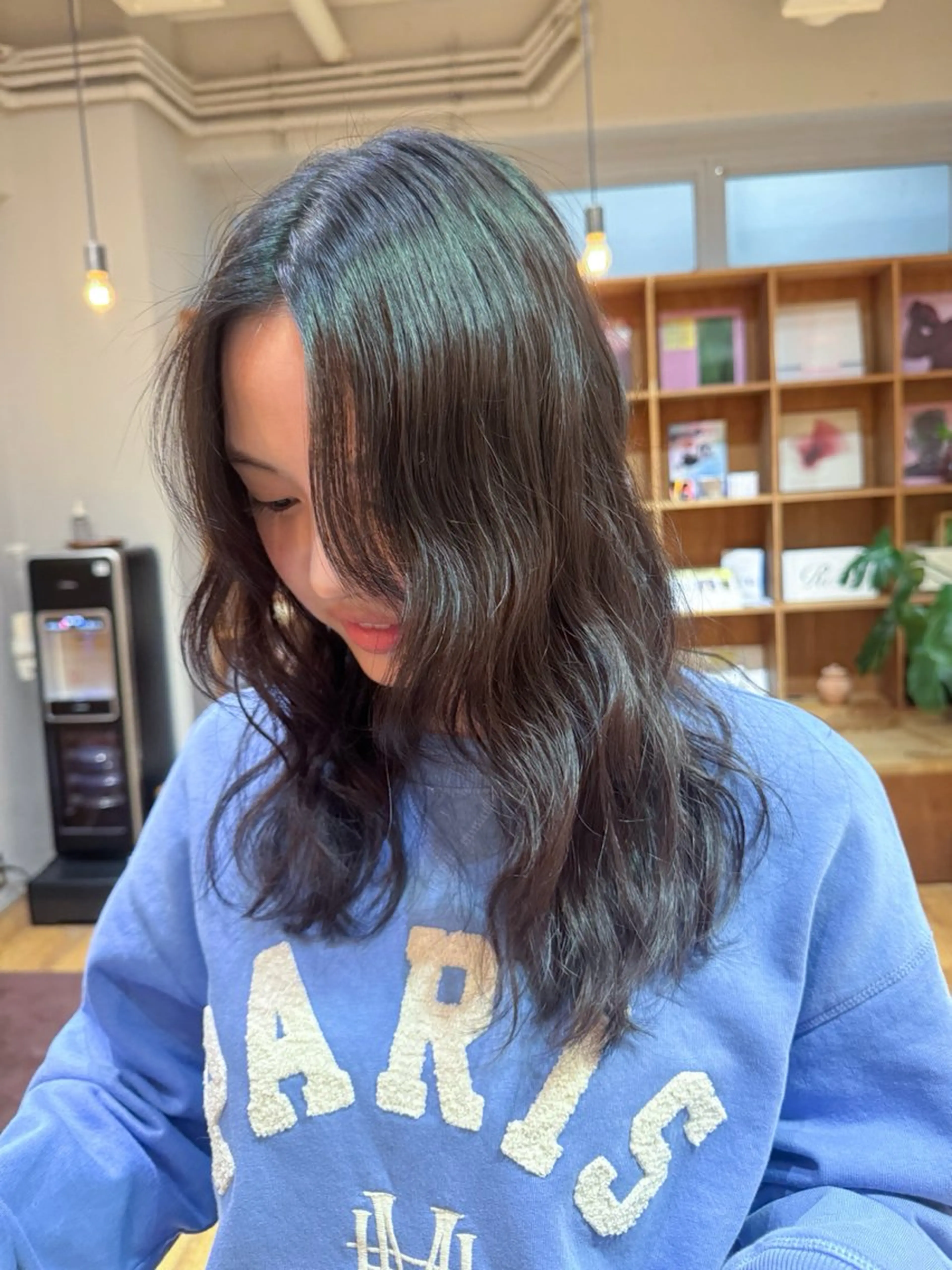 ミディアム カラー パーマ カット パーマ 大橋 芽衣のヘアスタイル