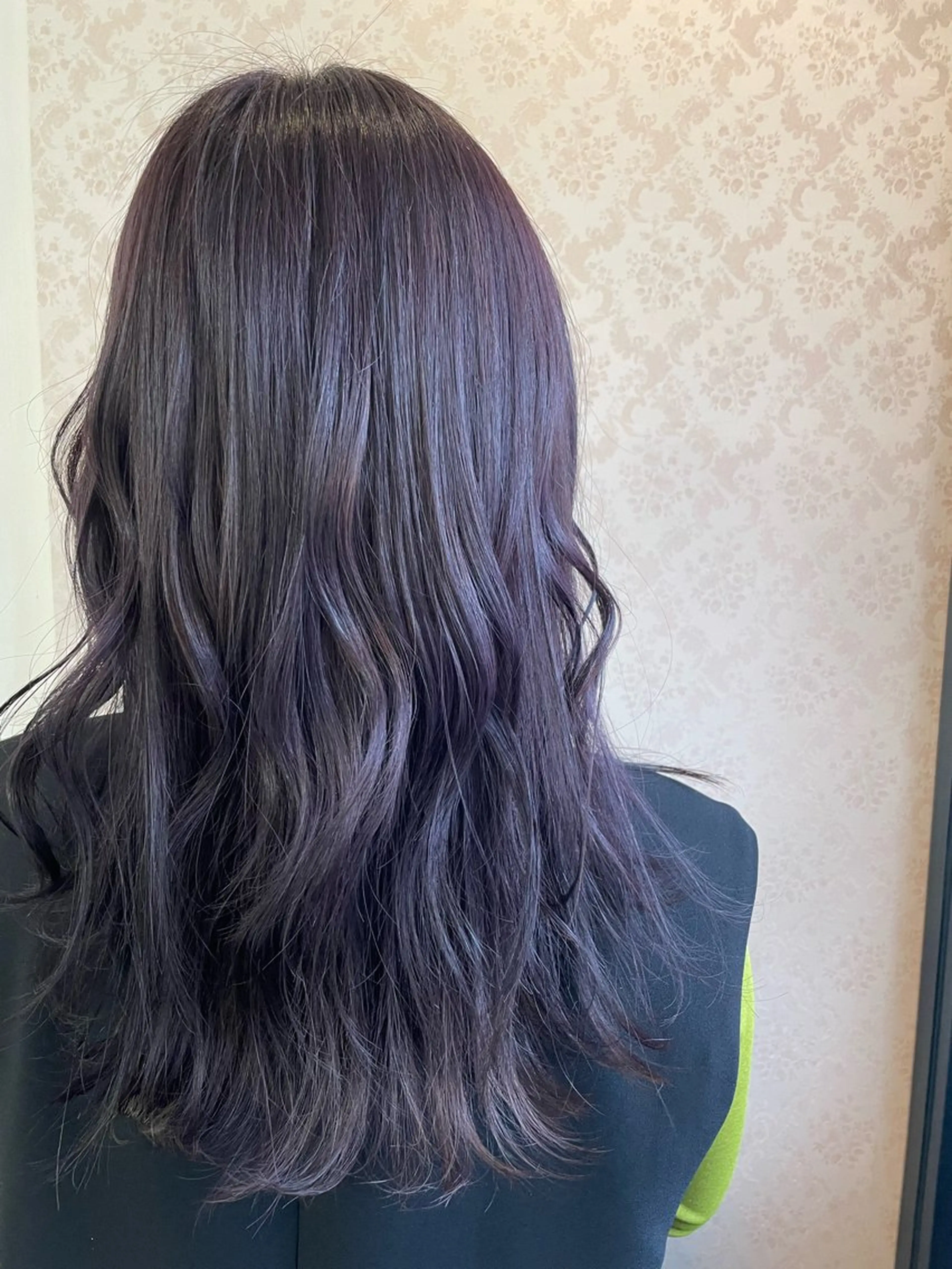 ロング カラー ヒヨシ ルナのヘアスタイル