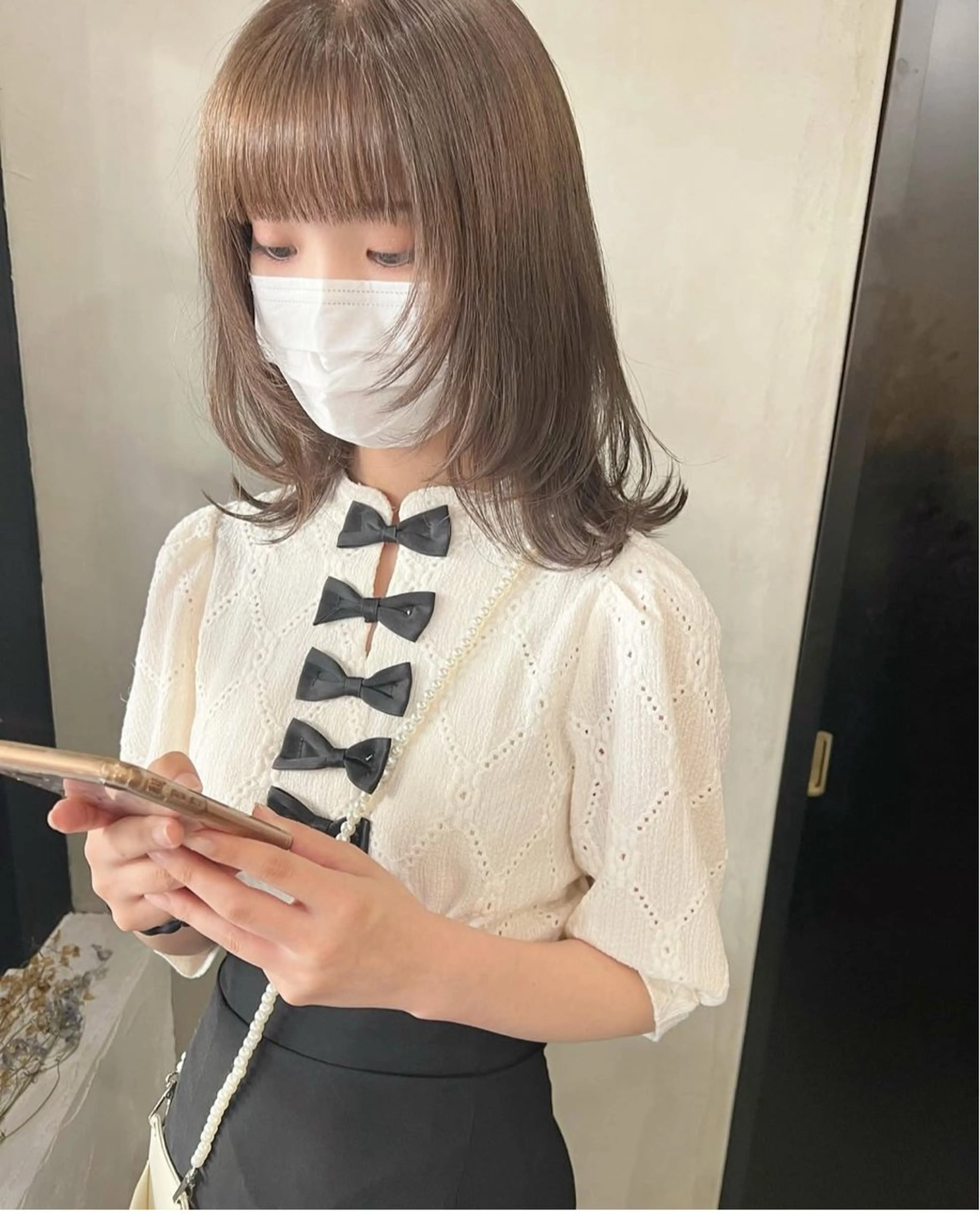 ミディアム ウルフカット ショート.縮毛矯正 🩶manamiのヘアスタイル