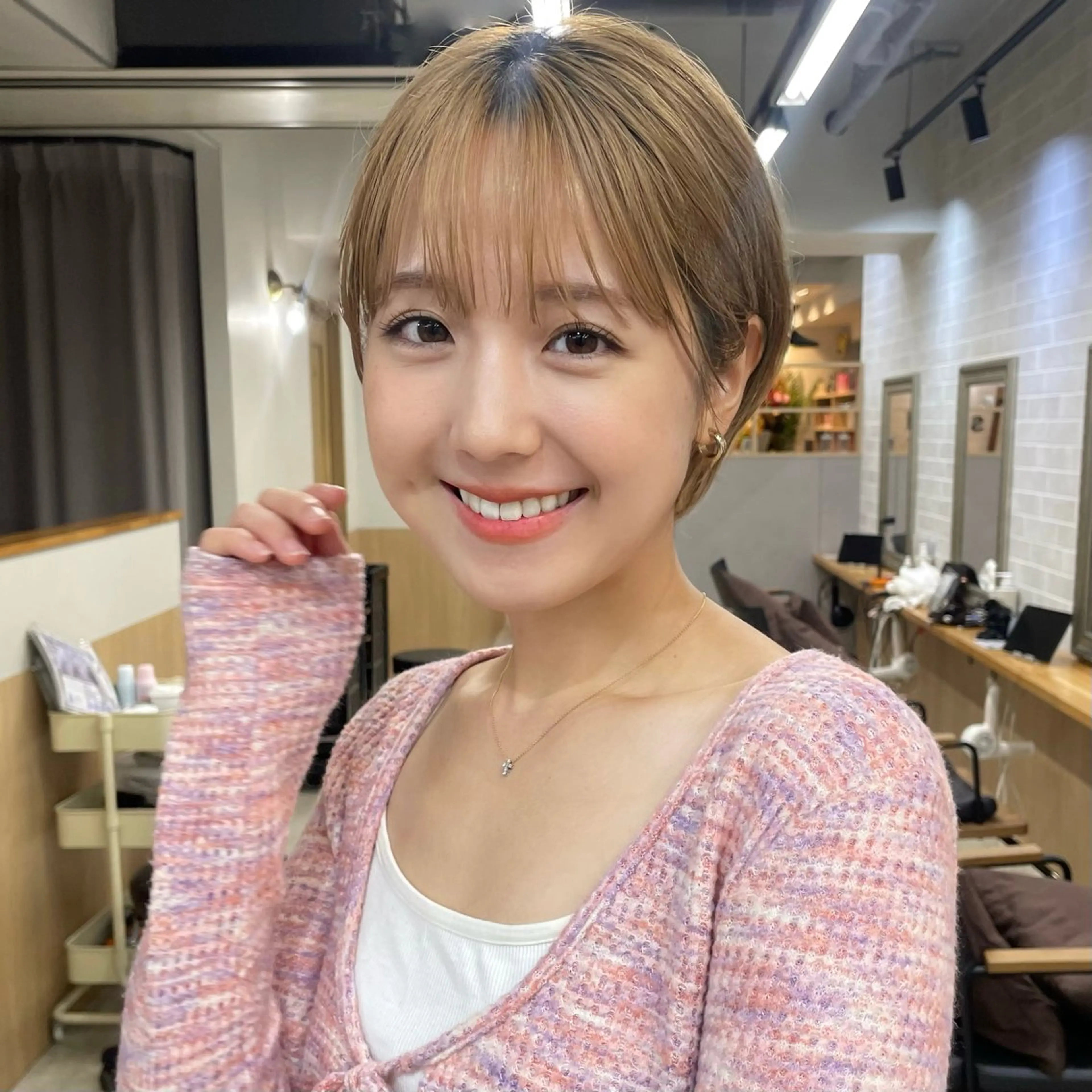 ショート ショート🩵 なりたみゆうのヘアスタイル