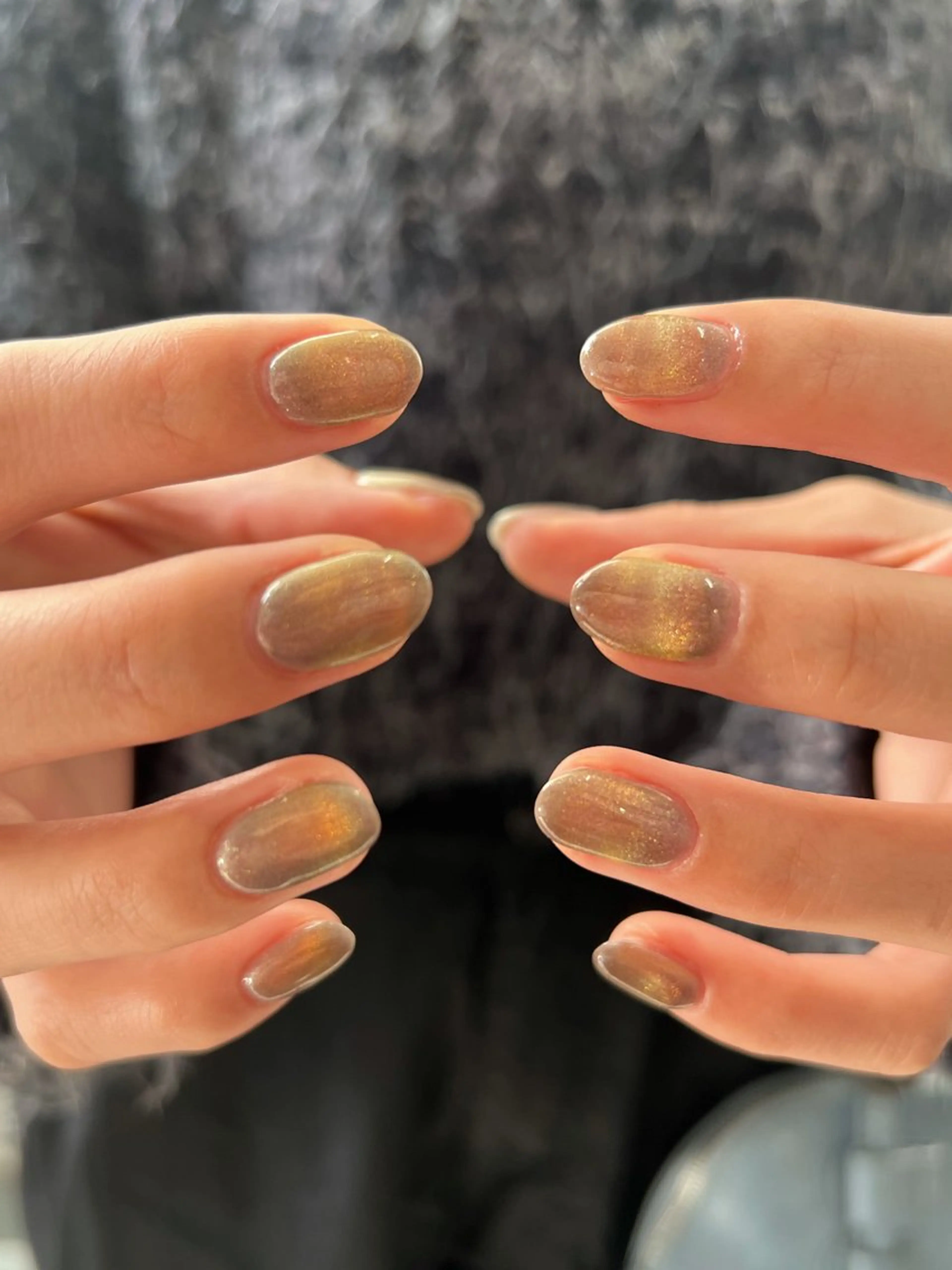 ネイル マグネットネイル ニュアンスネイル ハンドネイル LAKATOCCA ..hidemiのヘアスタイル