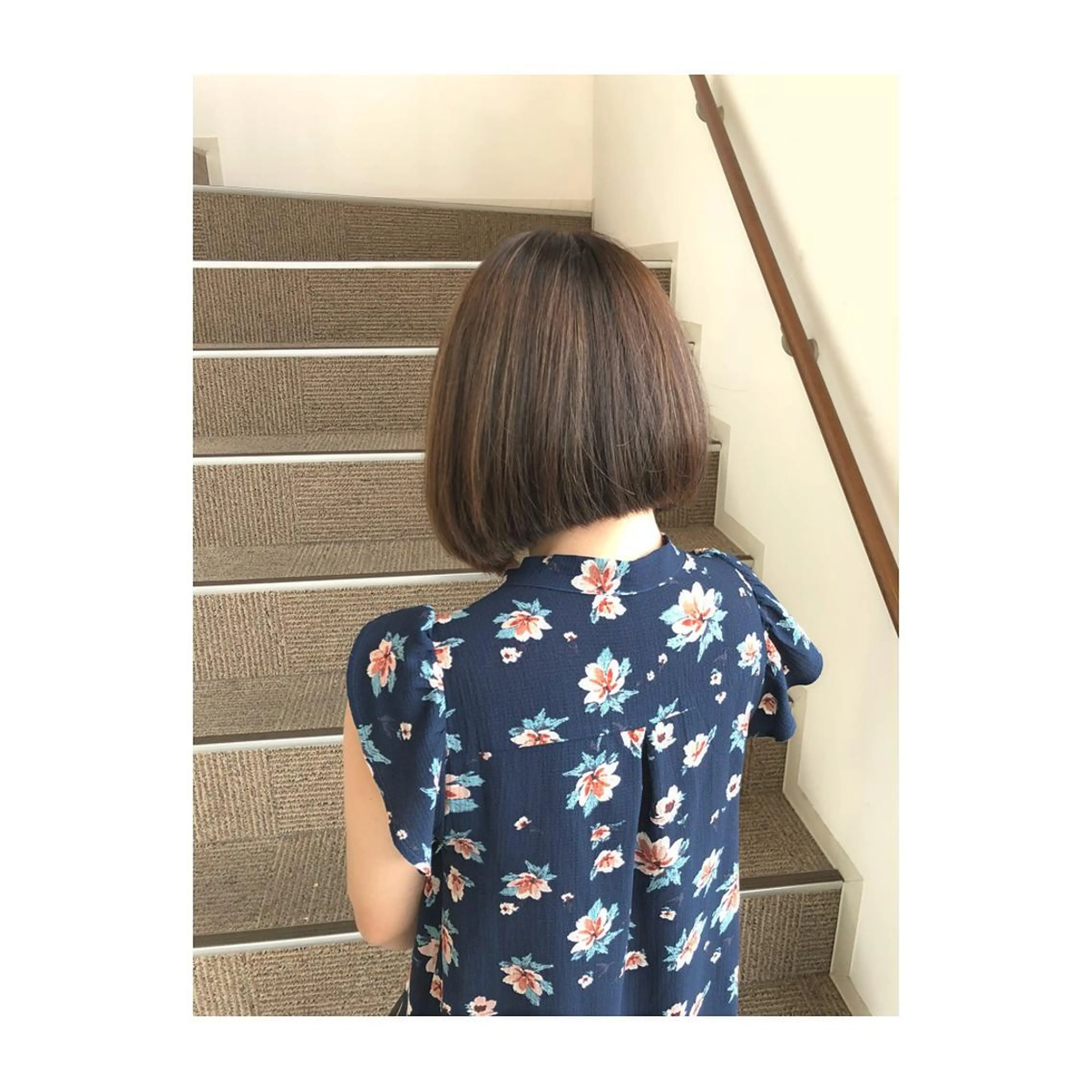 ミディアム 松戸　レイヤーカット 野口　康太郎のヘアスタイル