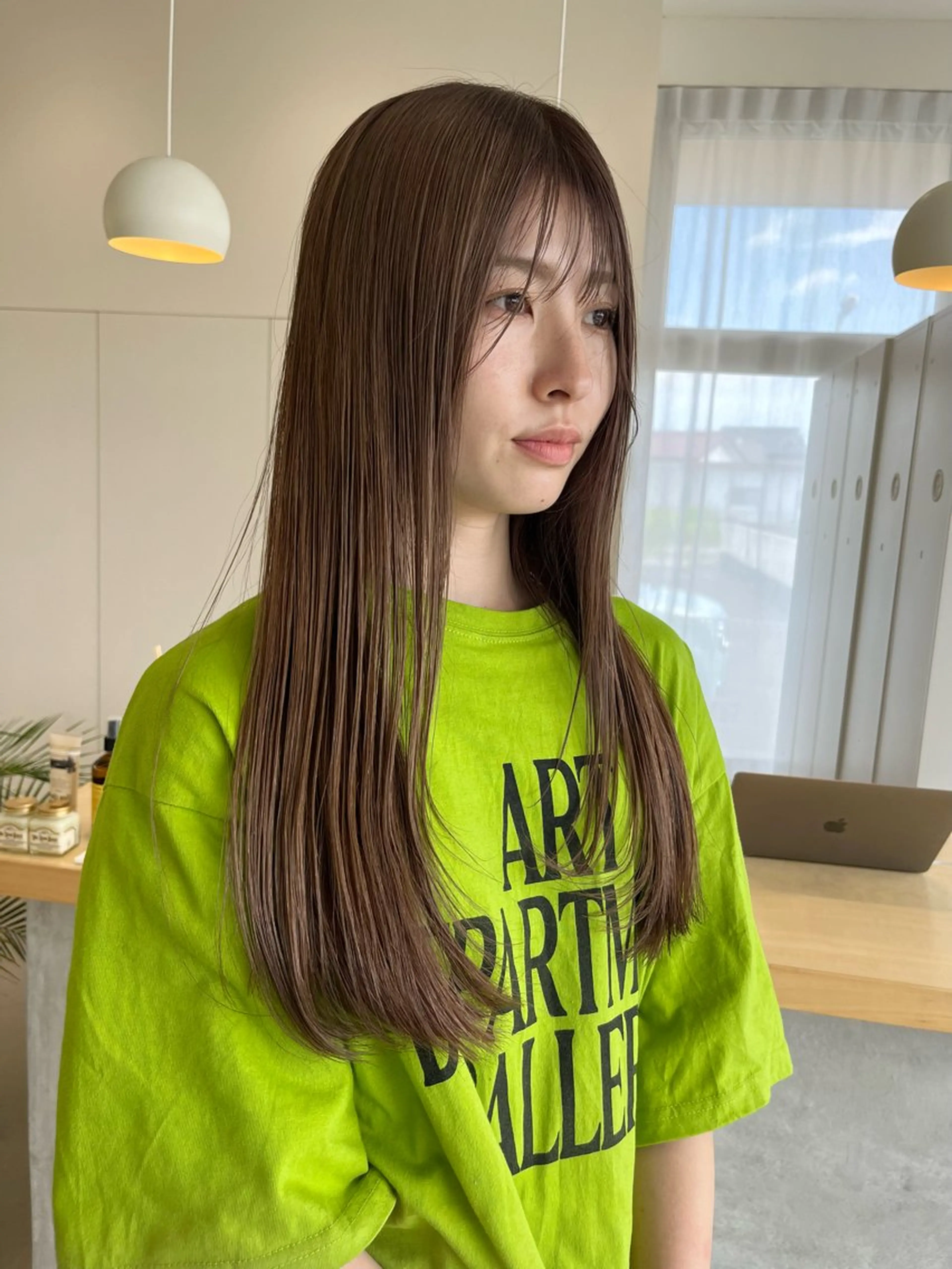 カラー 瀬長なおみ U too e'sのヘアスタイル