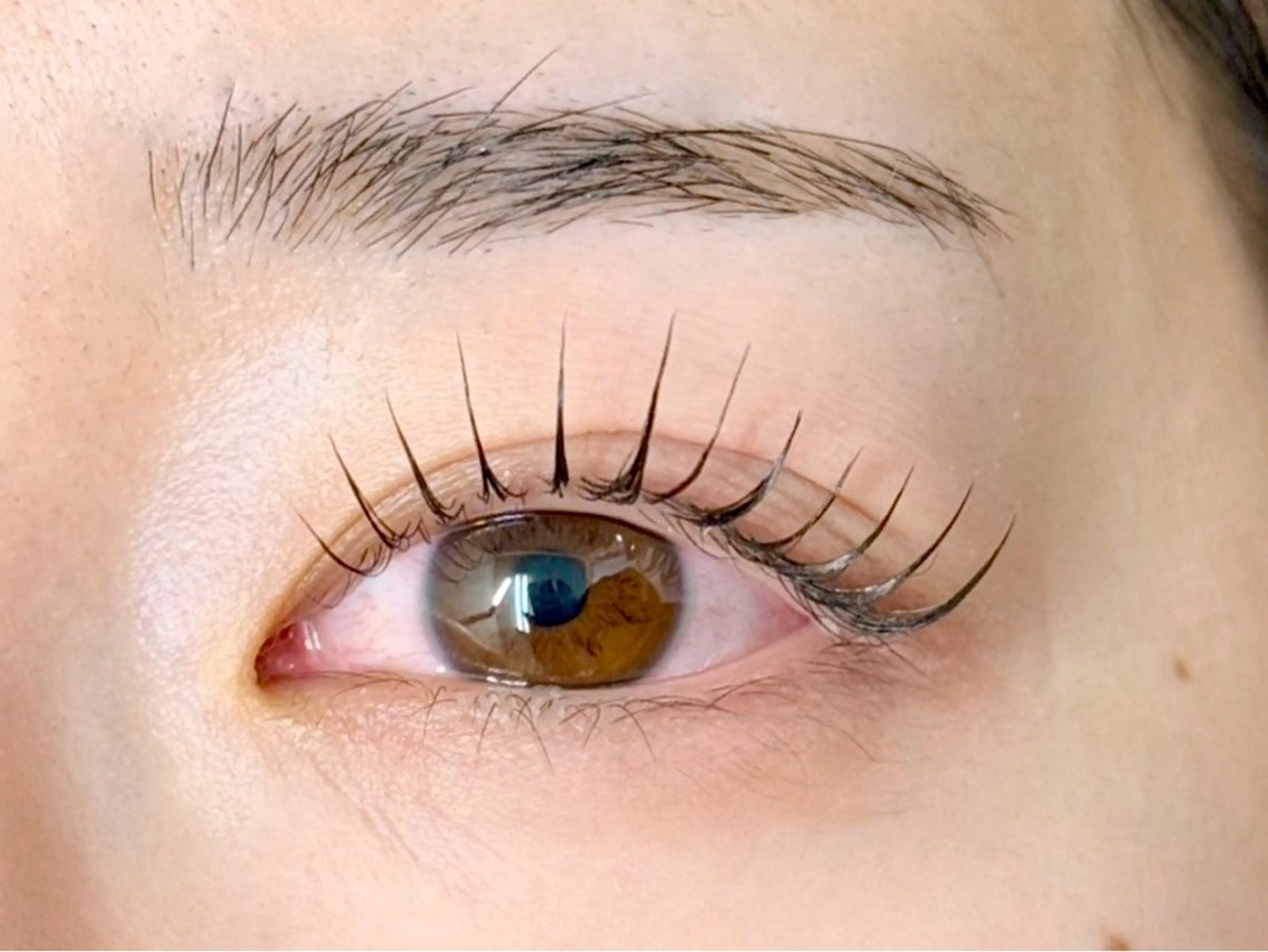 マツエク・マツパ まつ毛エクステ・まつ毛パーマ専門店　Beauty  salon 　Eye's  なんば本店所属・中村 真悠の眉毛・アイブロウイメージ