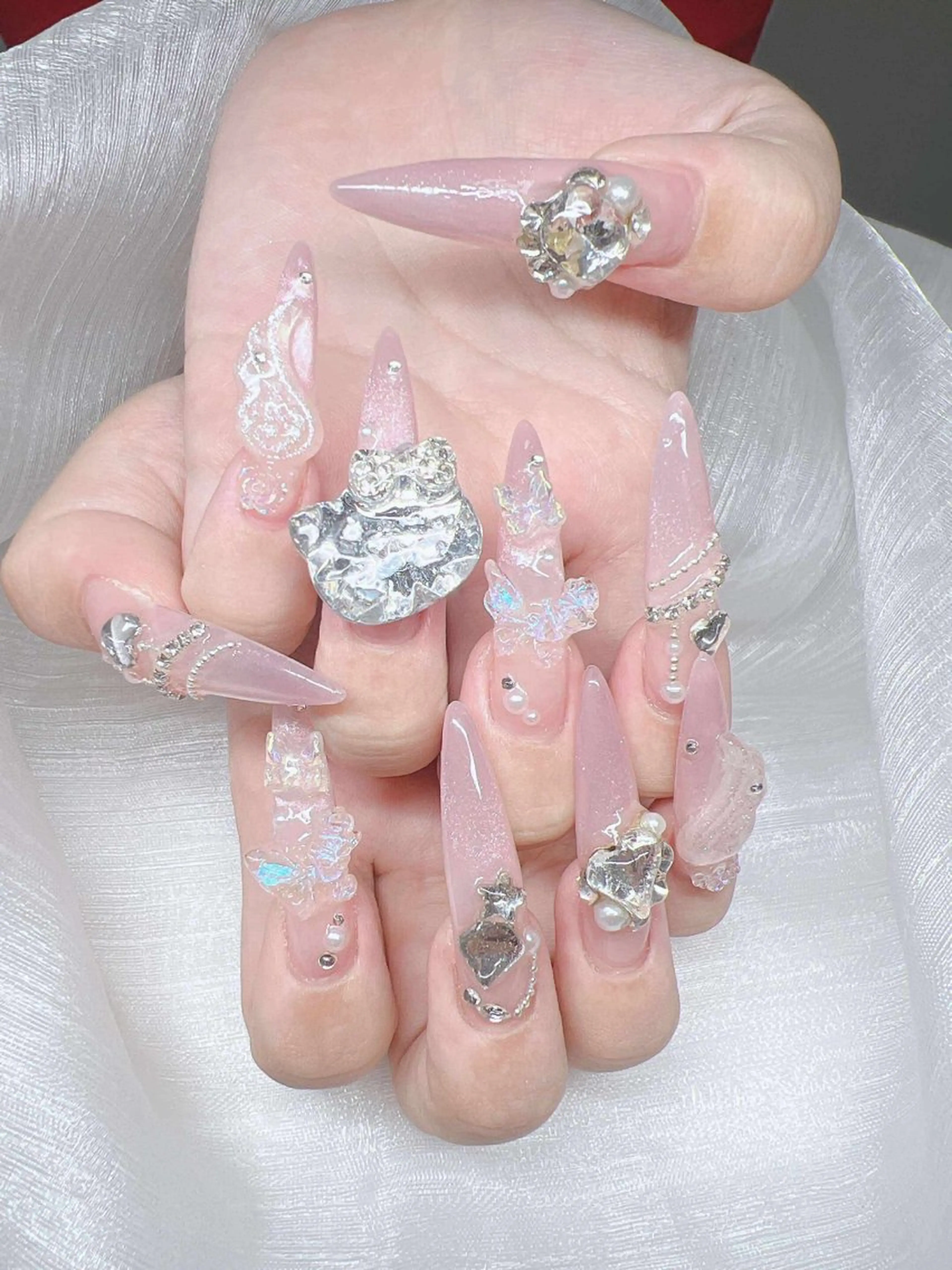 ネイル 長さ出し グラデーション 卒業式 キラキラネイル マグネットネイル ハンドネイル Lee Ainのネイルデザイン