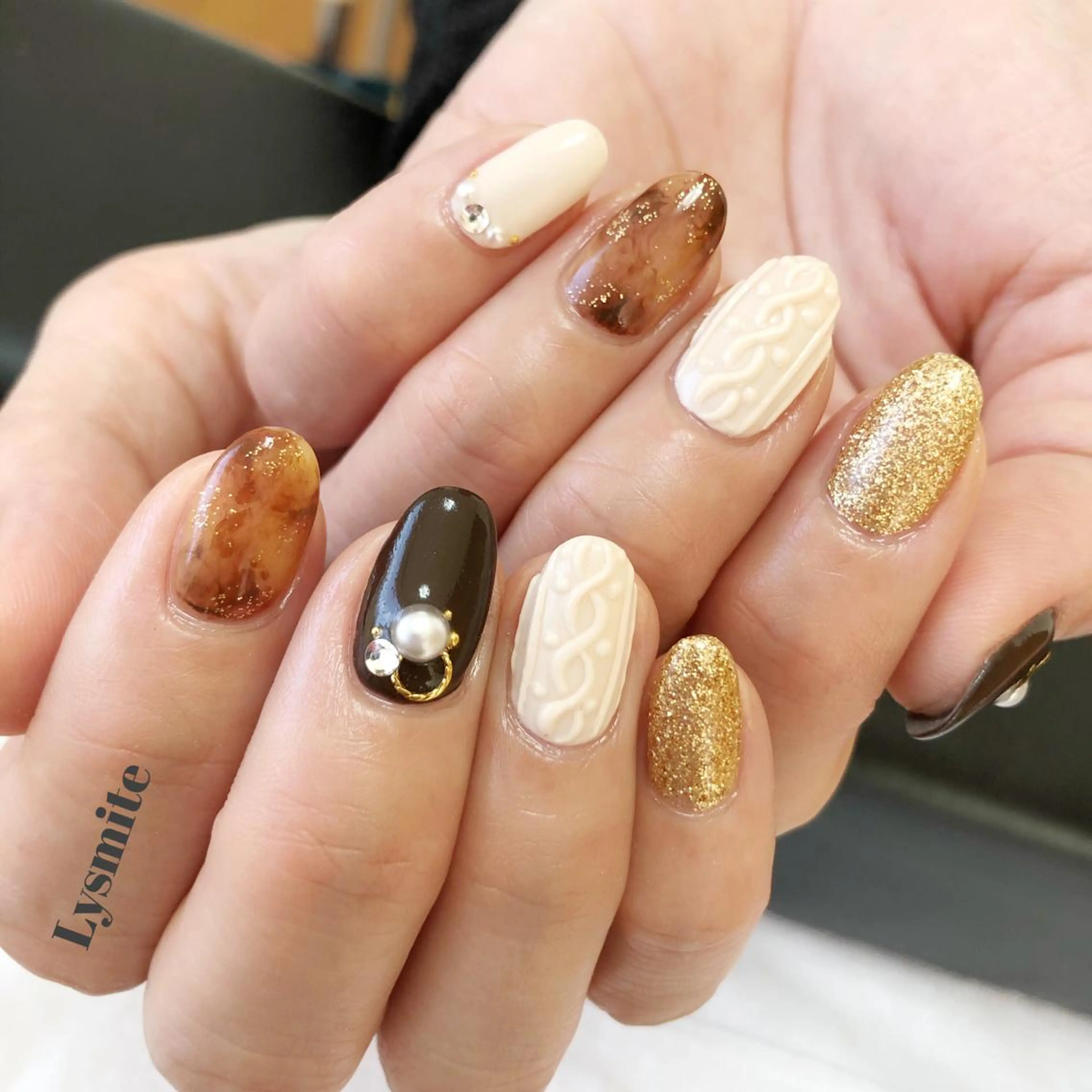 ネイル Lysmite所属・岩本 美香のネイルデザイン