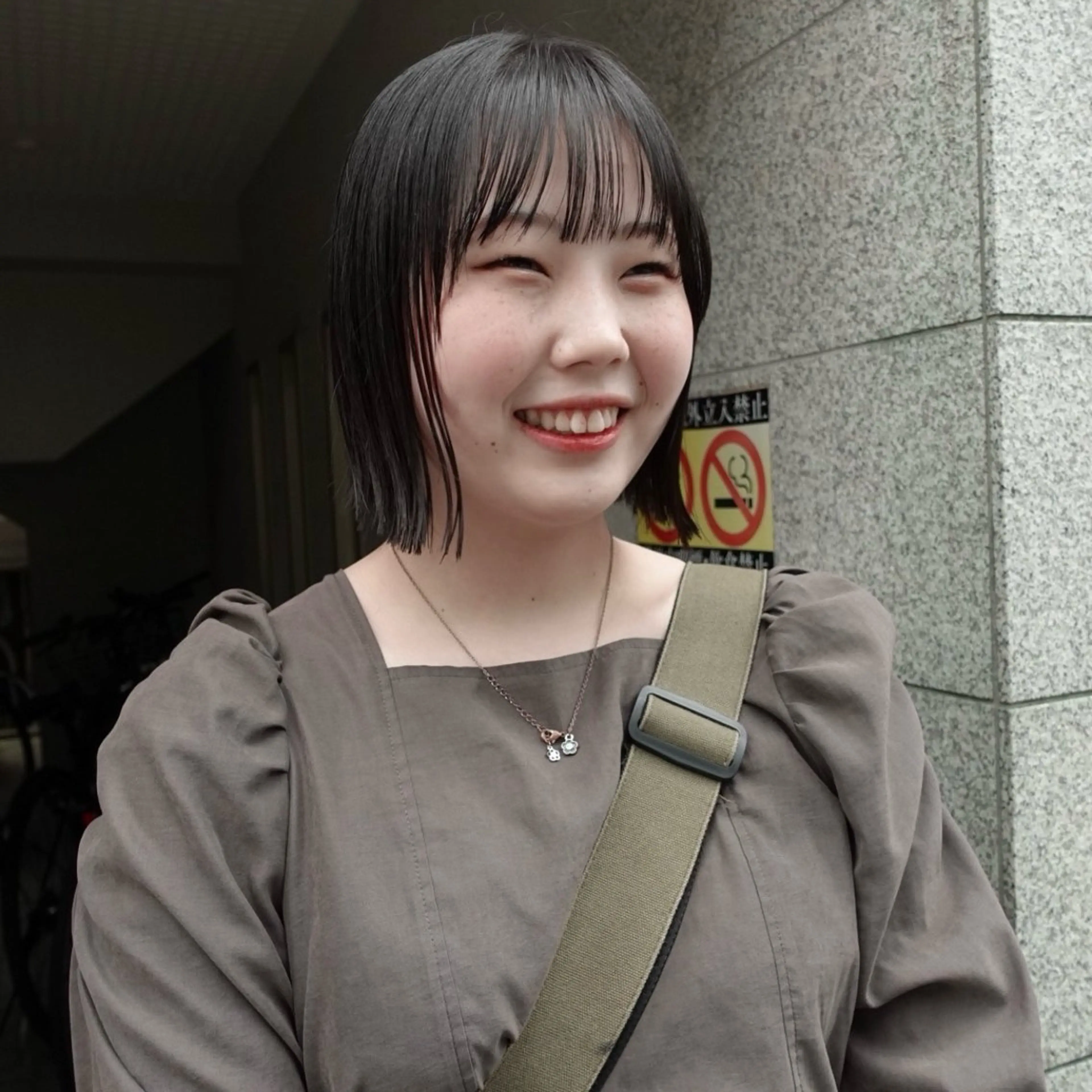 ミディアム ヘアアレンジ カット 縮毛矯正 🌐サトウ リョウ🌐のヘアスタイル