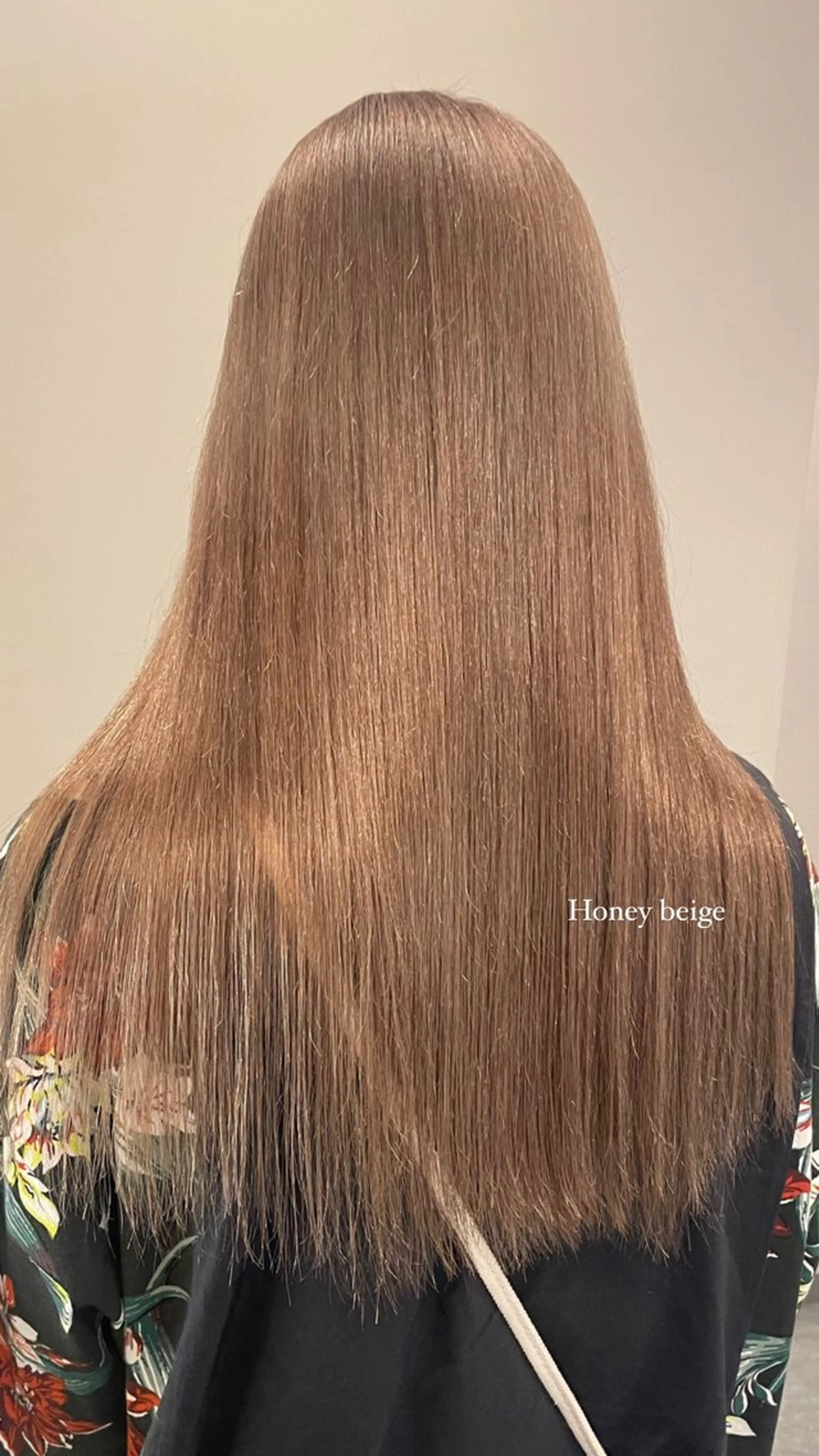 ロング カラー ブリーチ ダブルカラー レイヤーカット大人気 💛吉田百花のヘアスタイル