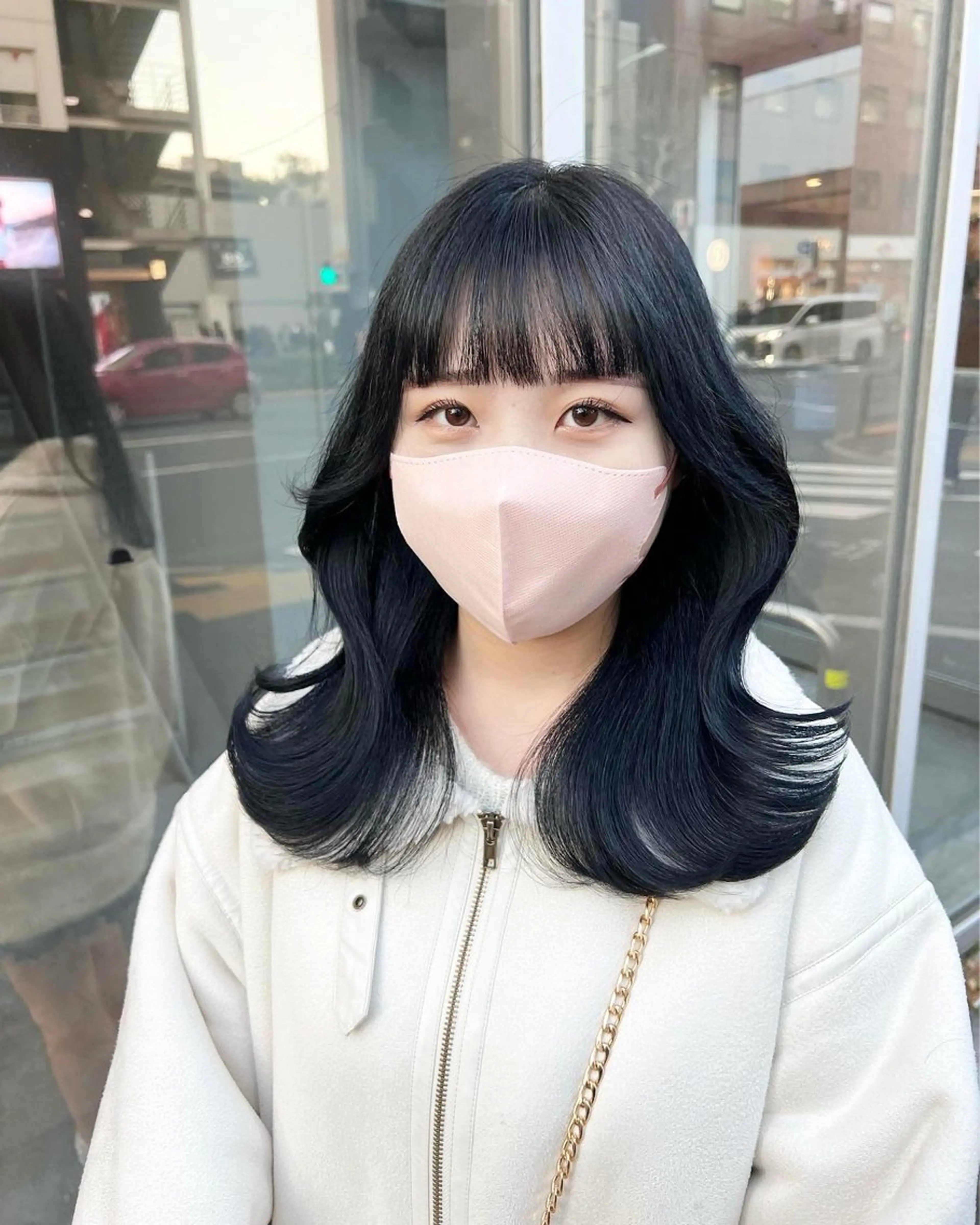 ミディアム カラー 🇨🇳中韓レイヤー 暗髪カラー🇰🇷のヘアスタイル