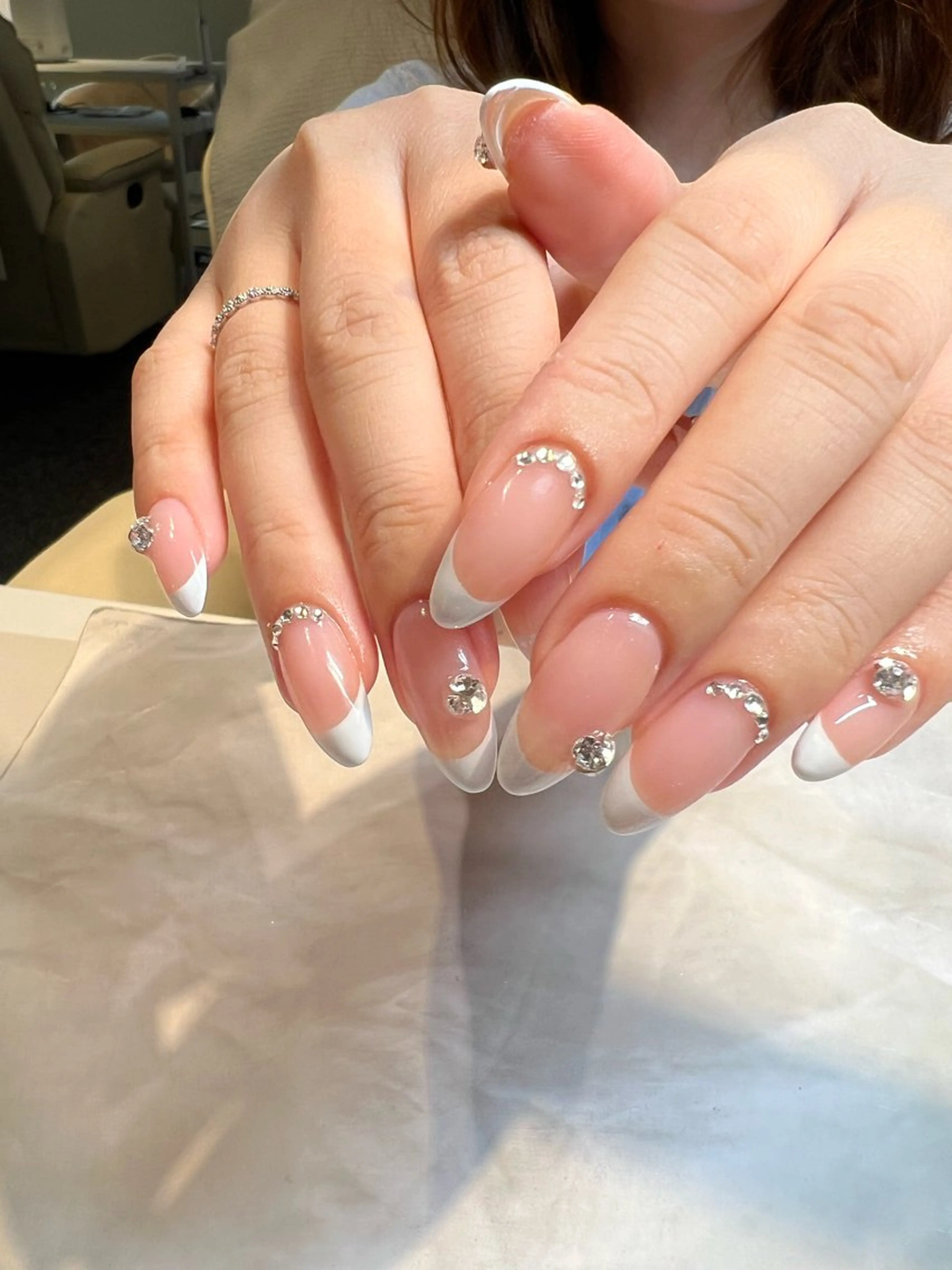 ハンド【オフあり】フレンチ💅の写真