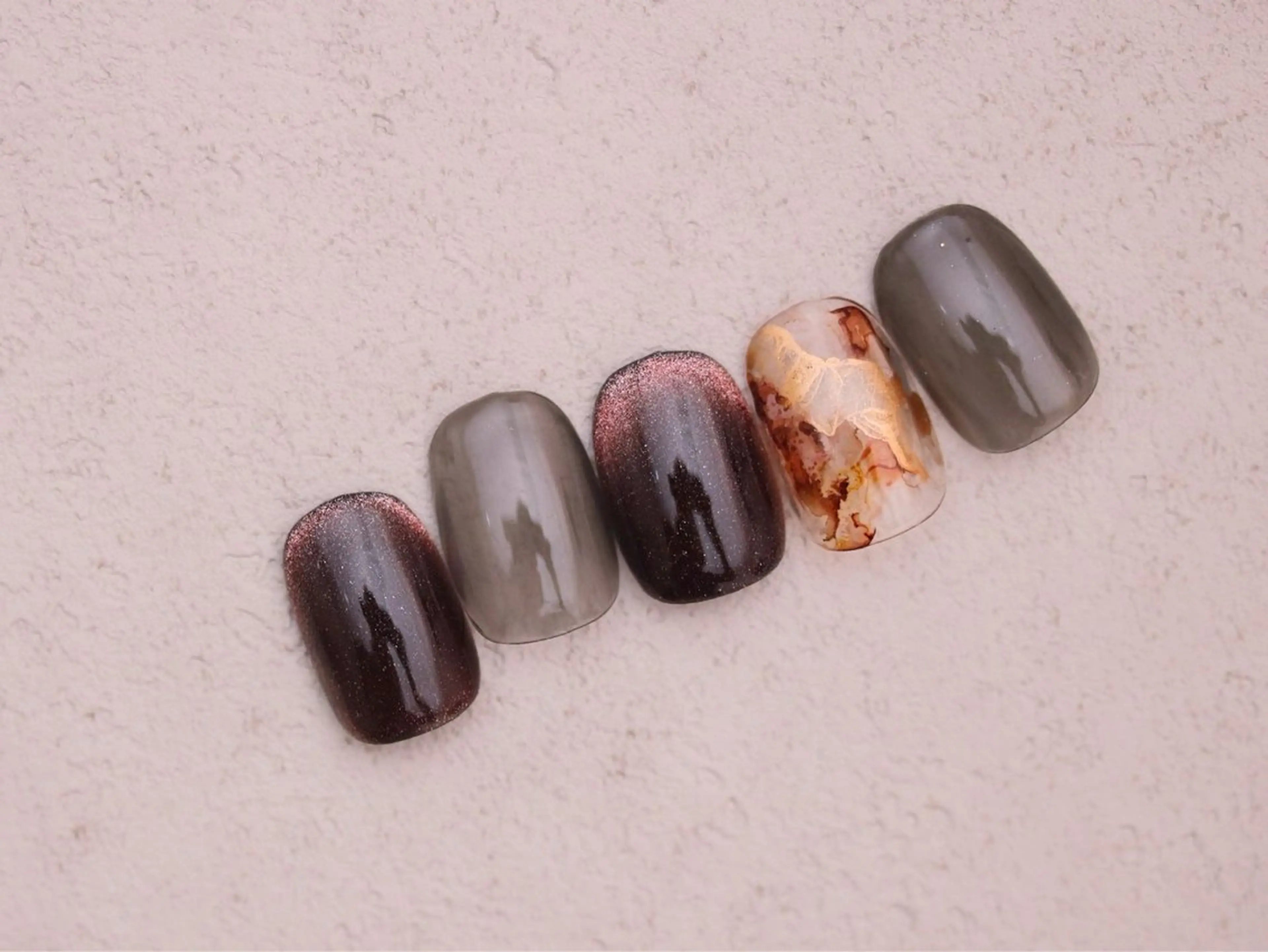 ネイル emunail  kannai所属・. mayuのネイルデザイン
