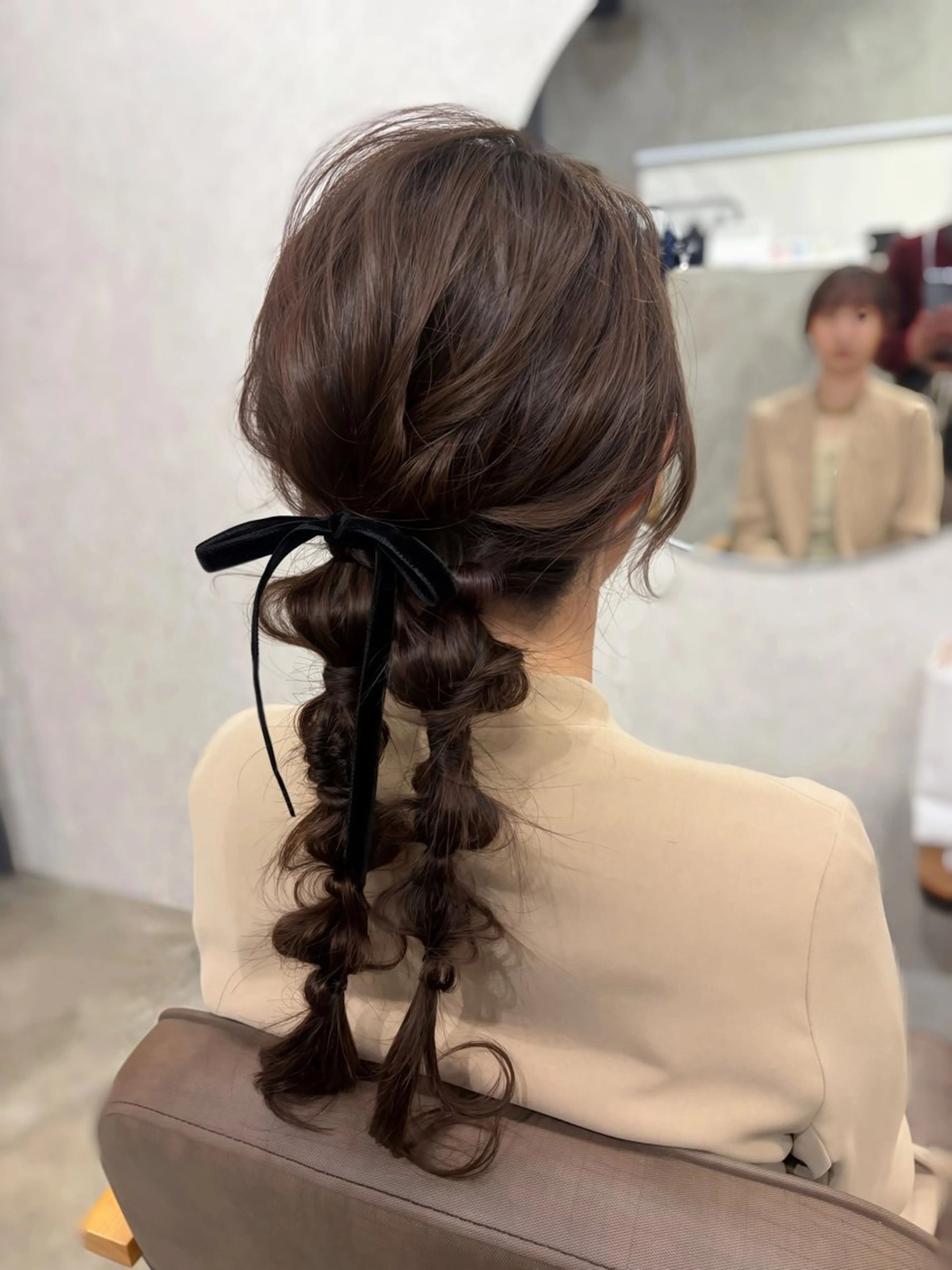 ロング ヘアセット maya レイヤーカットのヘアスタイル