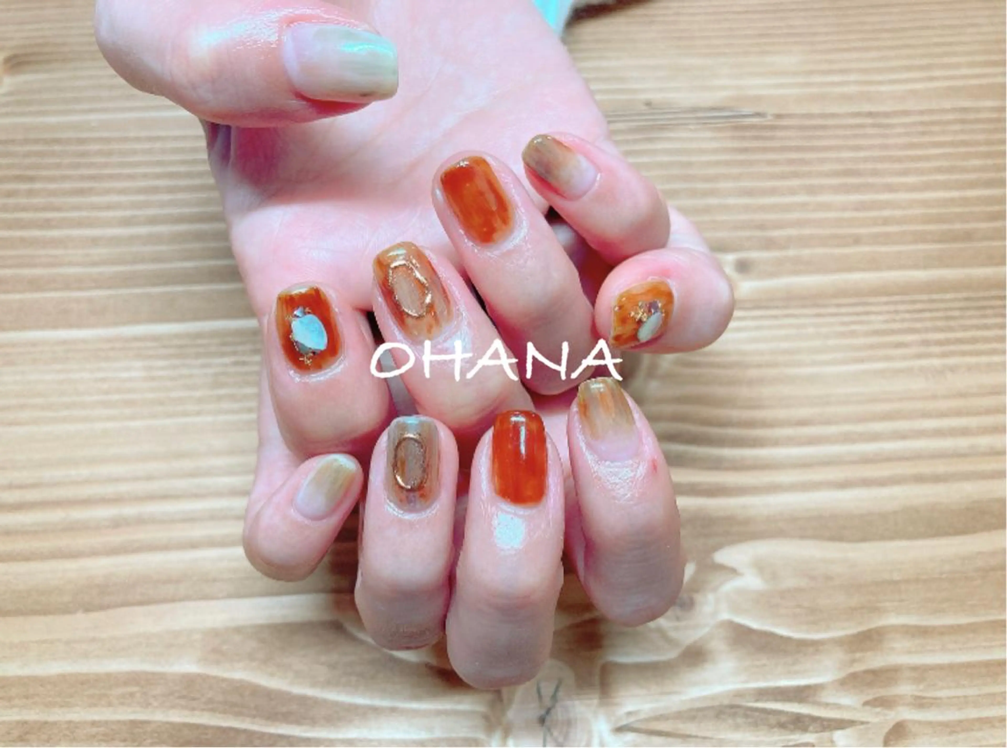 ネイル べっ甲ネイル フットネイル マグネットネイル ミラーネイル ニュアンスネイル nailroom OHANA所属・nailroom OHANA🌴のネイルデザイン
