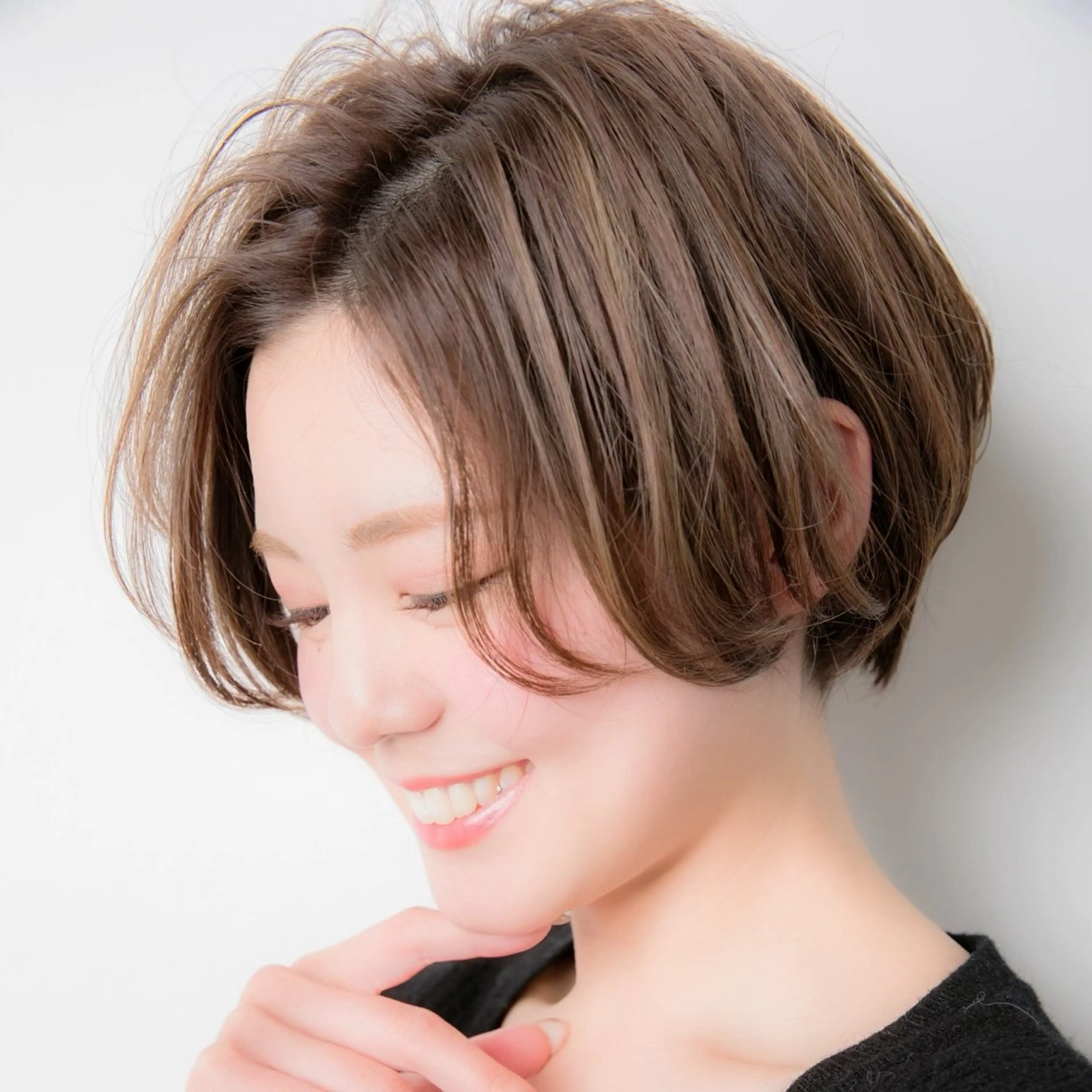 ショート Loom.by Sea【ルーム バイ シー】所属・松本元也✂️新宿 韓国風ボブ/ショートのヘアスタイル