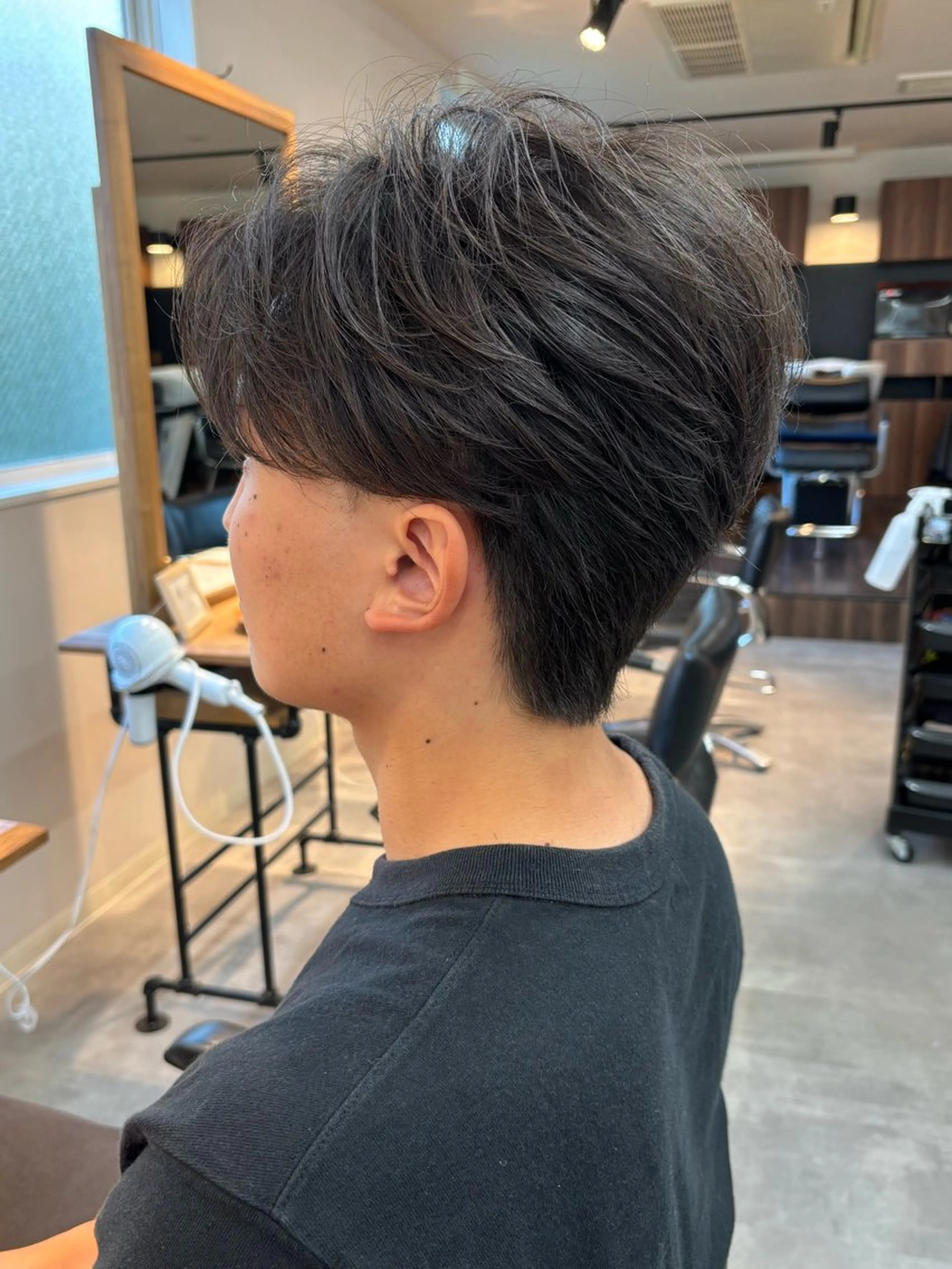 メンズ センターパート カット フェザーパーマ千葉駅 メンズカット　保立のヘアスタイル