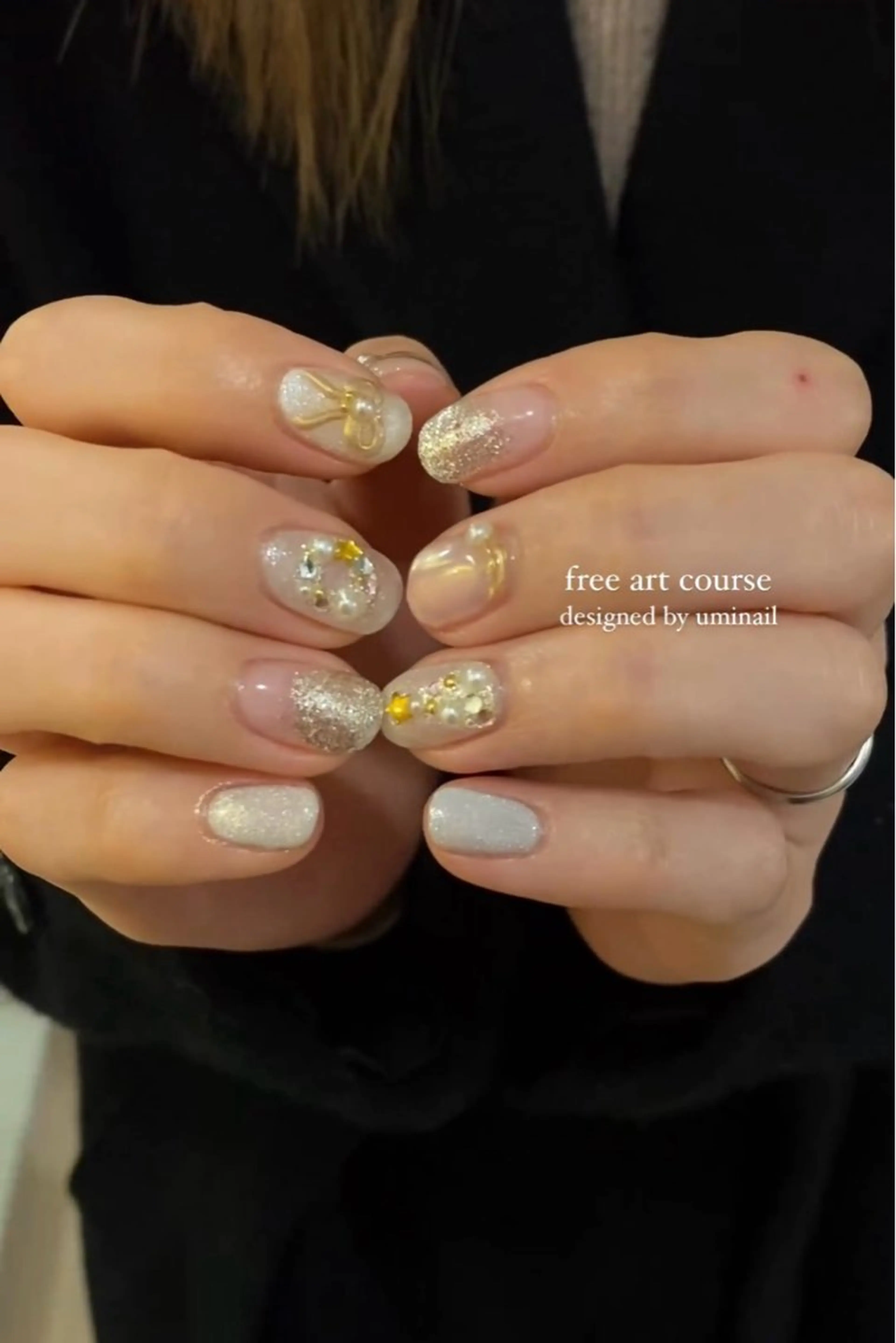 ネイル アートネイル キラキラネイル ホワイト umi nailのネイルデザイン