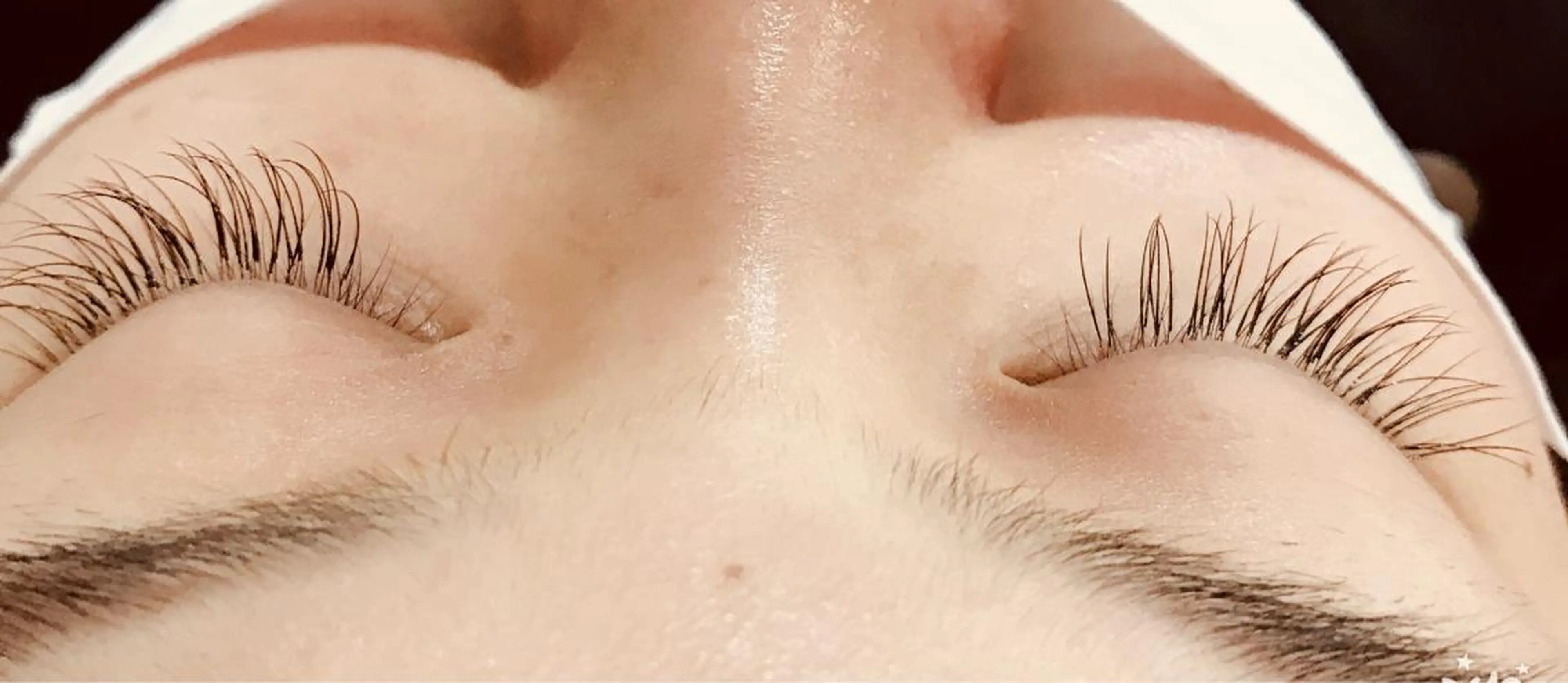 マツエク・マツパ 小林 美央のヘアスタイル