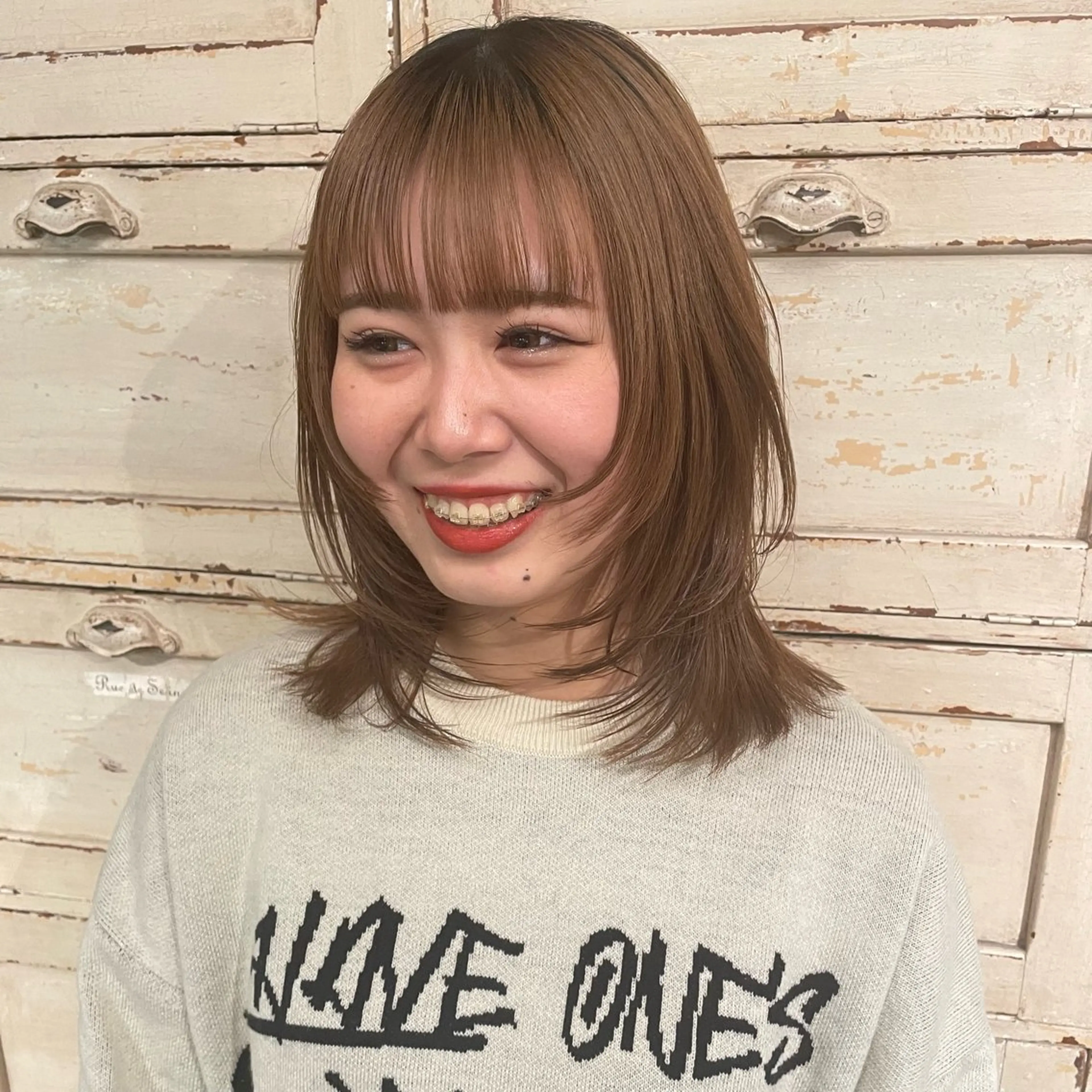 ミディアム カット RorriM natsuのヘアスタイル