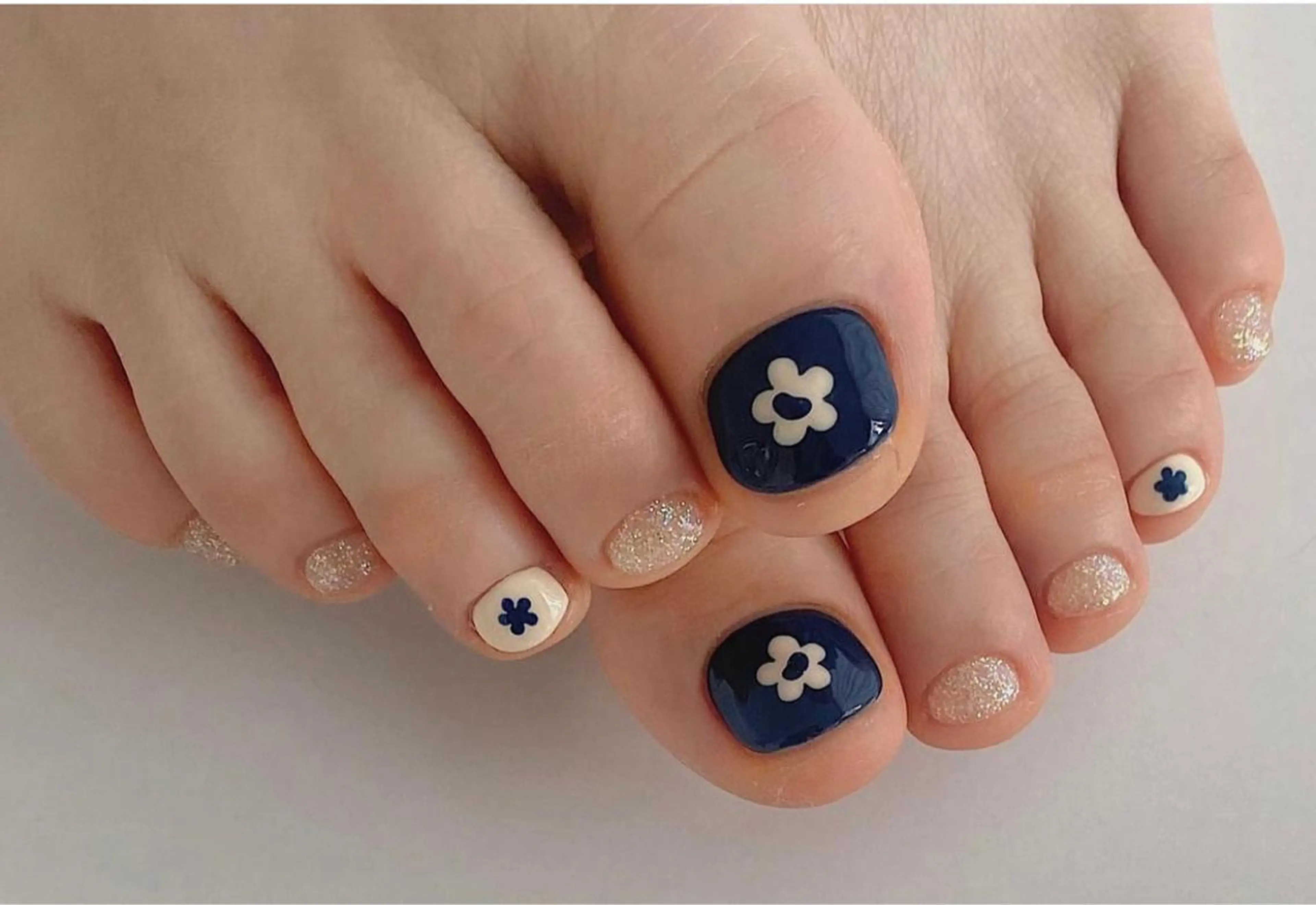 ネイル She   Nail所属・ISA_ BELLAのネイルデザイン