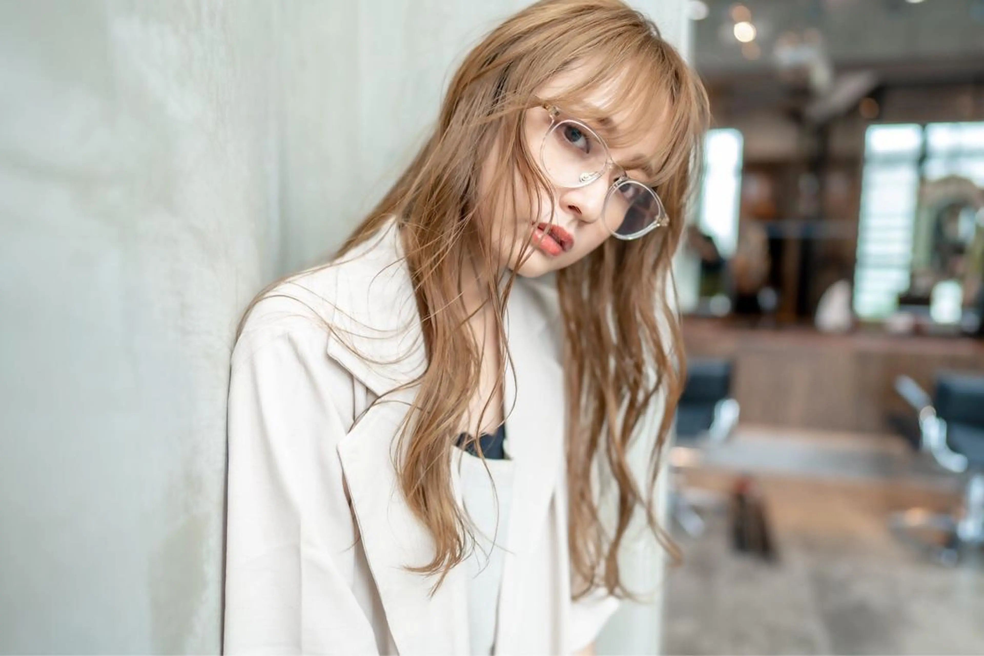 セミロング カラー HAVANA MIZUKIのヘアスタイル