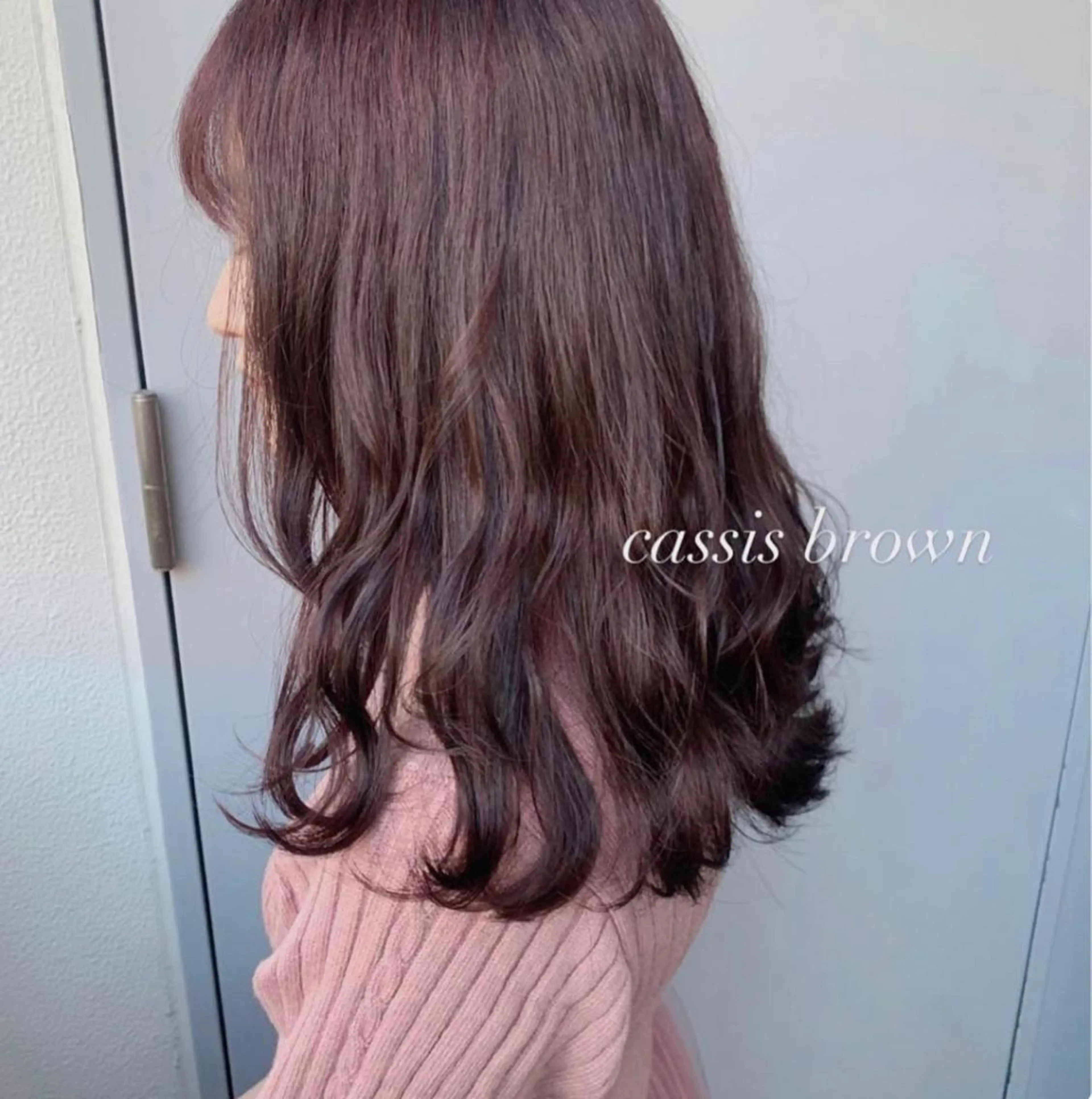 セミロング カラー 韓国レイヤー ハッシュカットのヘアスタイル