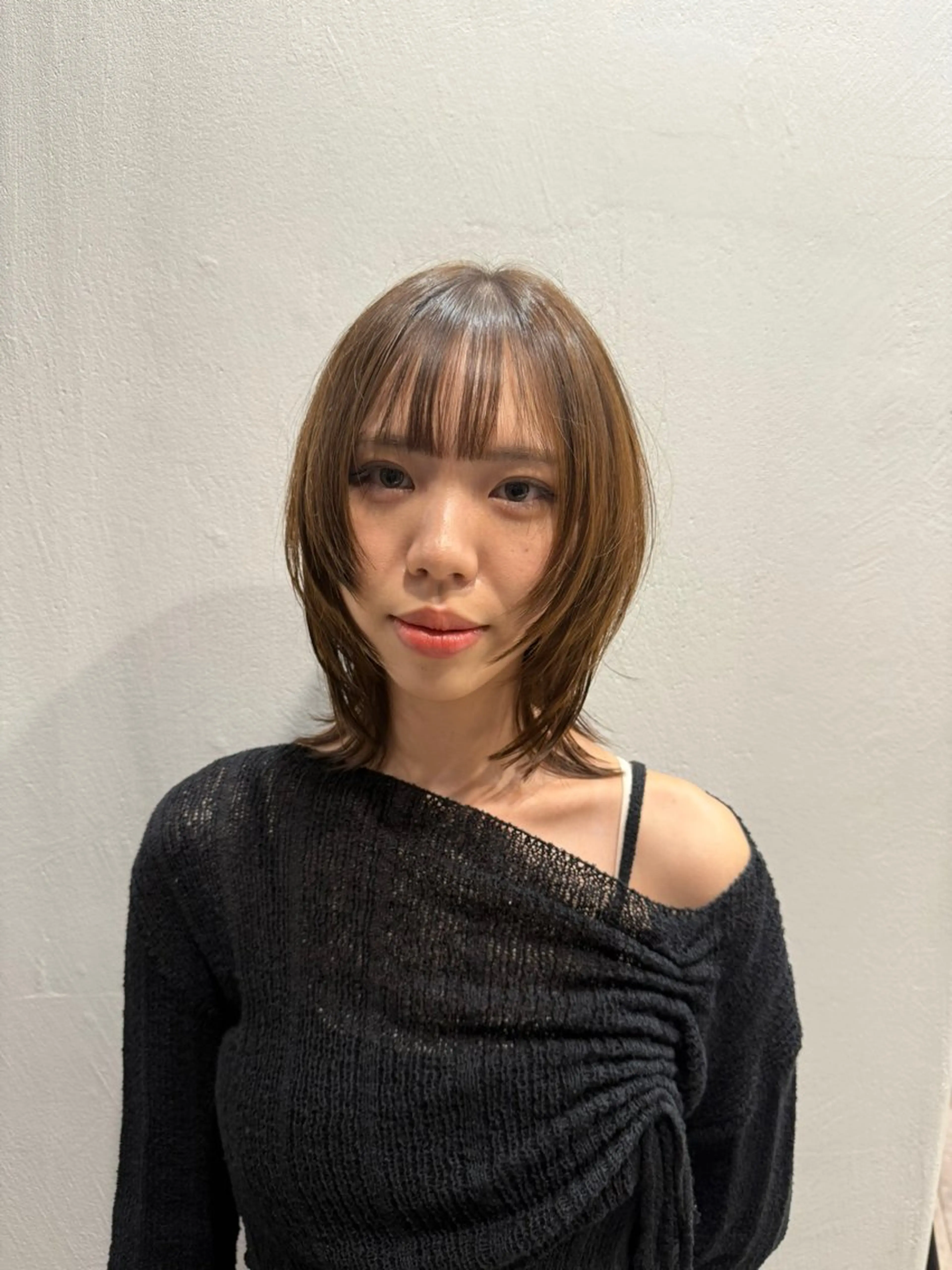 ミディアム カラー ベージュカラー 透明感カラー オリーブベージュ 顔周りカット ハッシュカット カット トリートメント HAIR SALON M Fe's 池袋所属・メンズカット/パーマ 艶カラーTAIGA︎のヘアスタイル