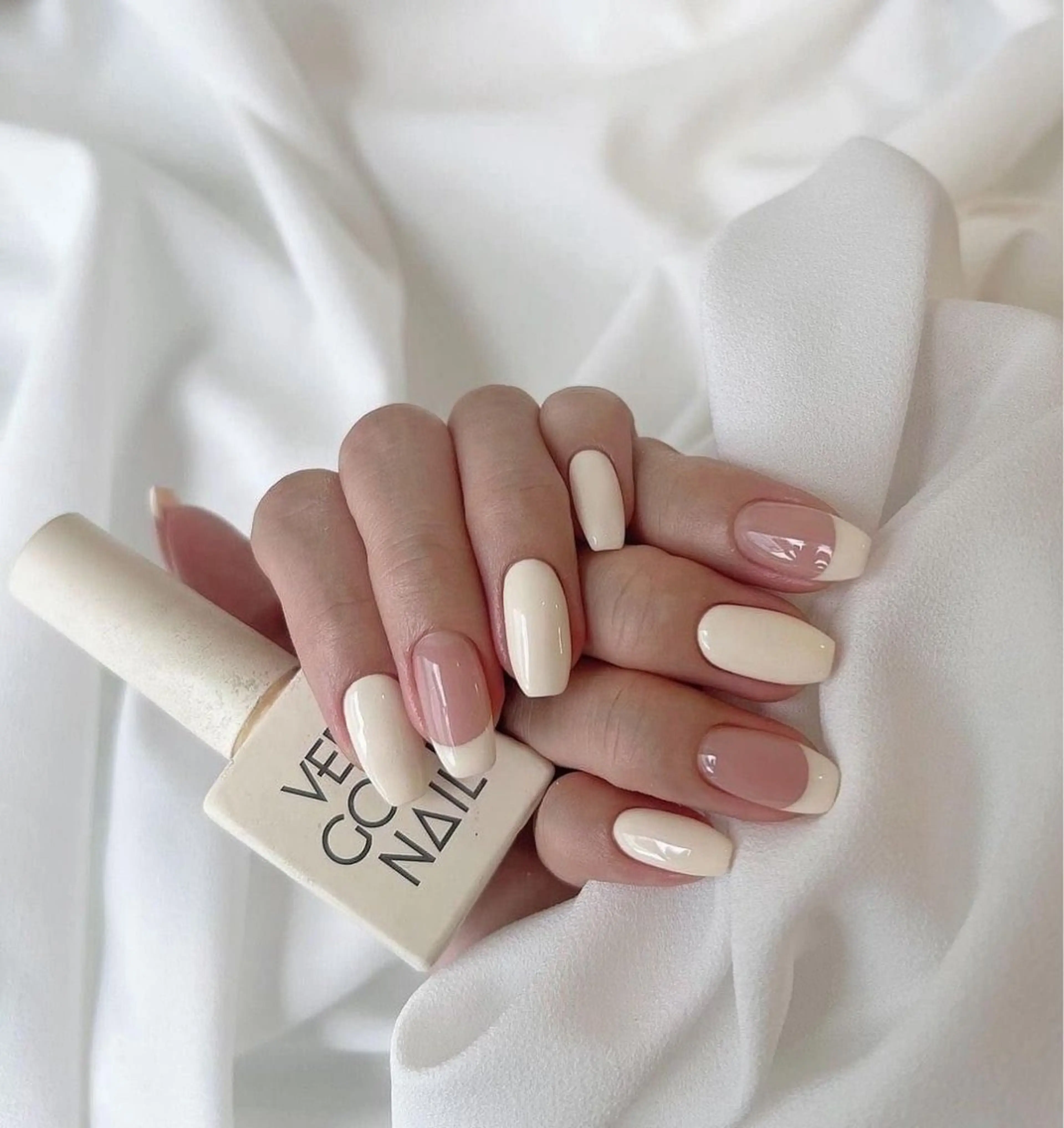 ネイル アートネイル ハロウィン キラキラネイル シンプルネイル ハンドネイル ハンドケア ちごみ Novaのネイルデザイン