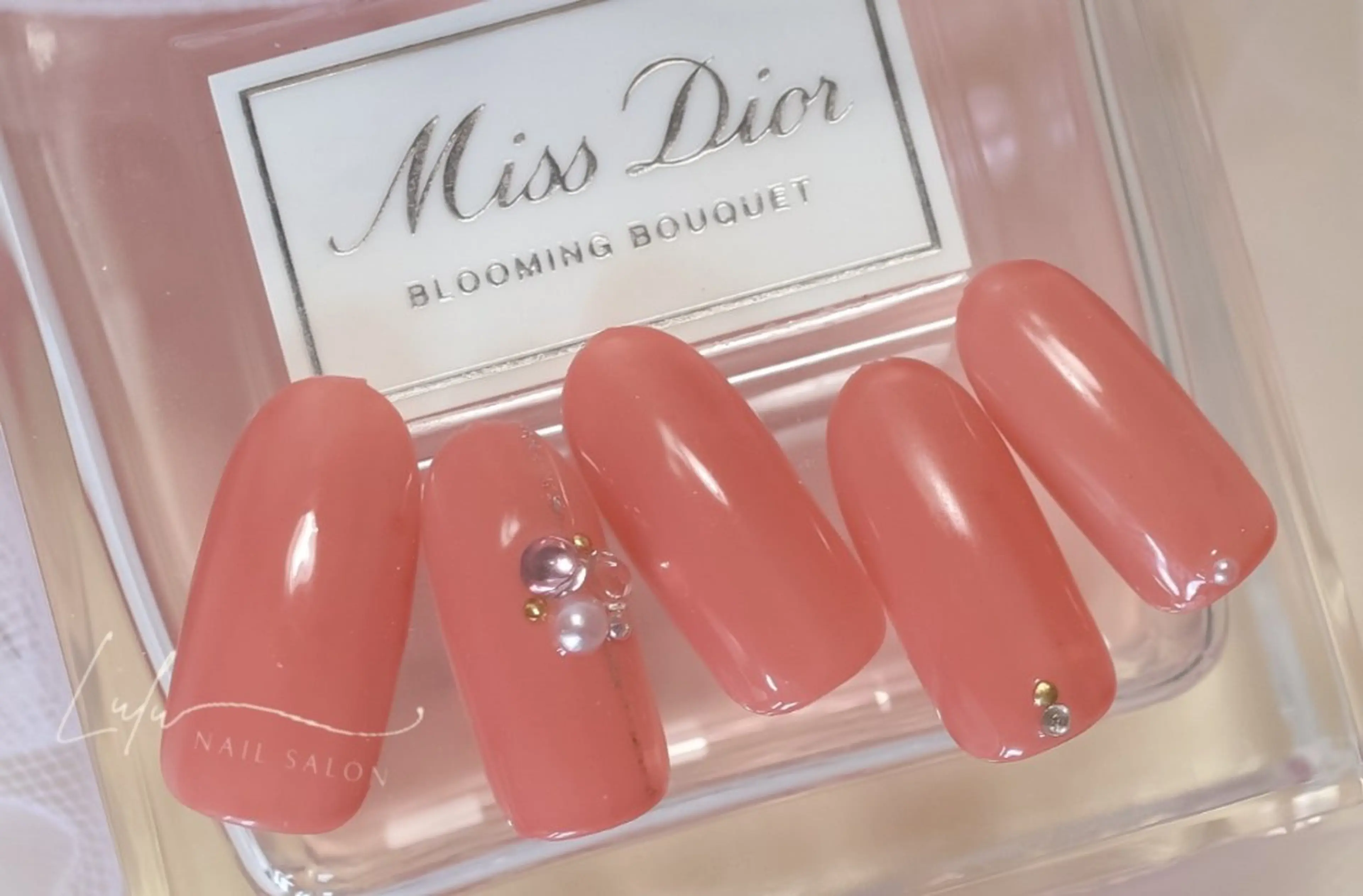 ネイル ハンドネイル Lulu nail salon 南堀江店所属・西村 あやかのネイルデザイン