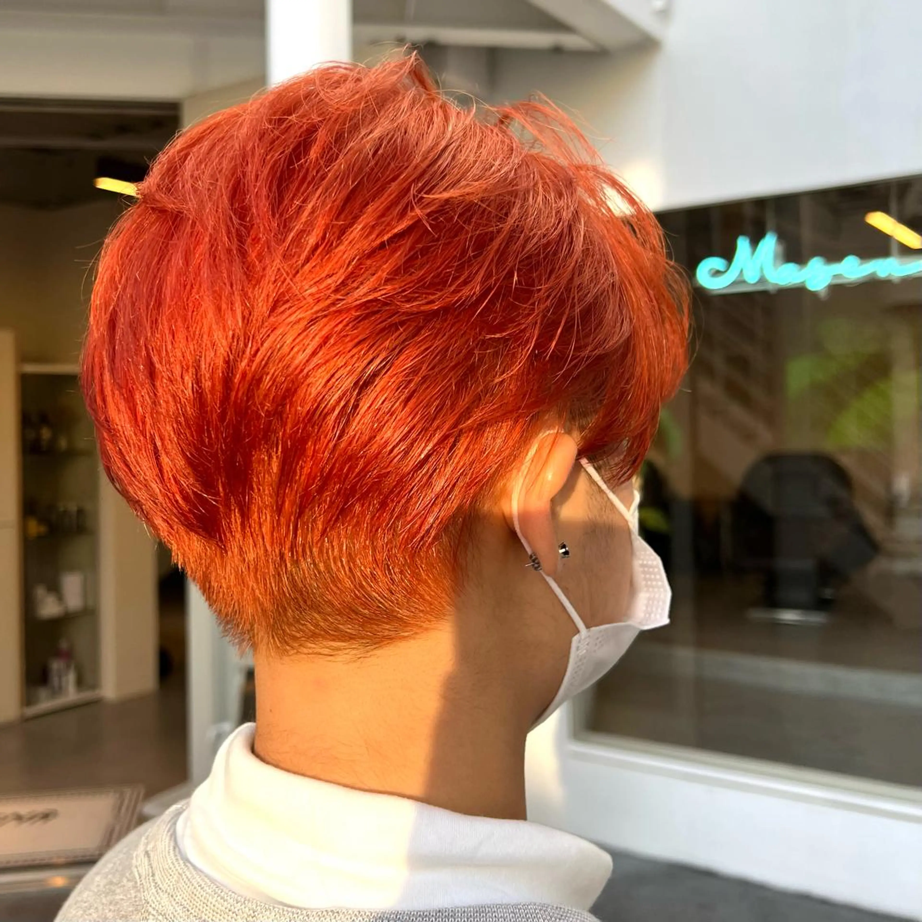 ショート カラー ブリーチ オレンジ 韓国風ヘア 王子田 隼のヘアスタイル