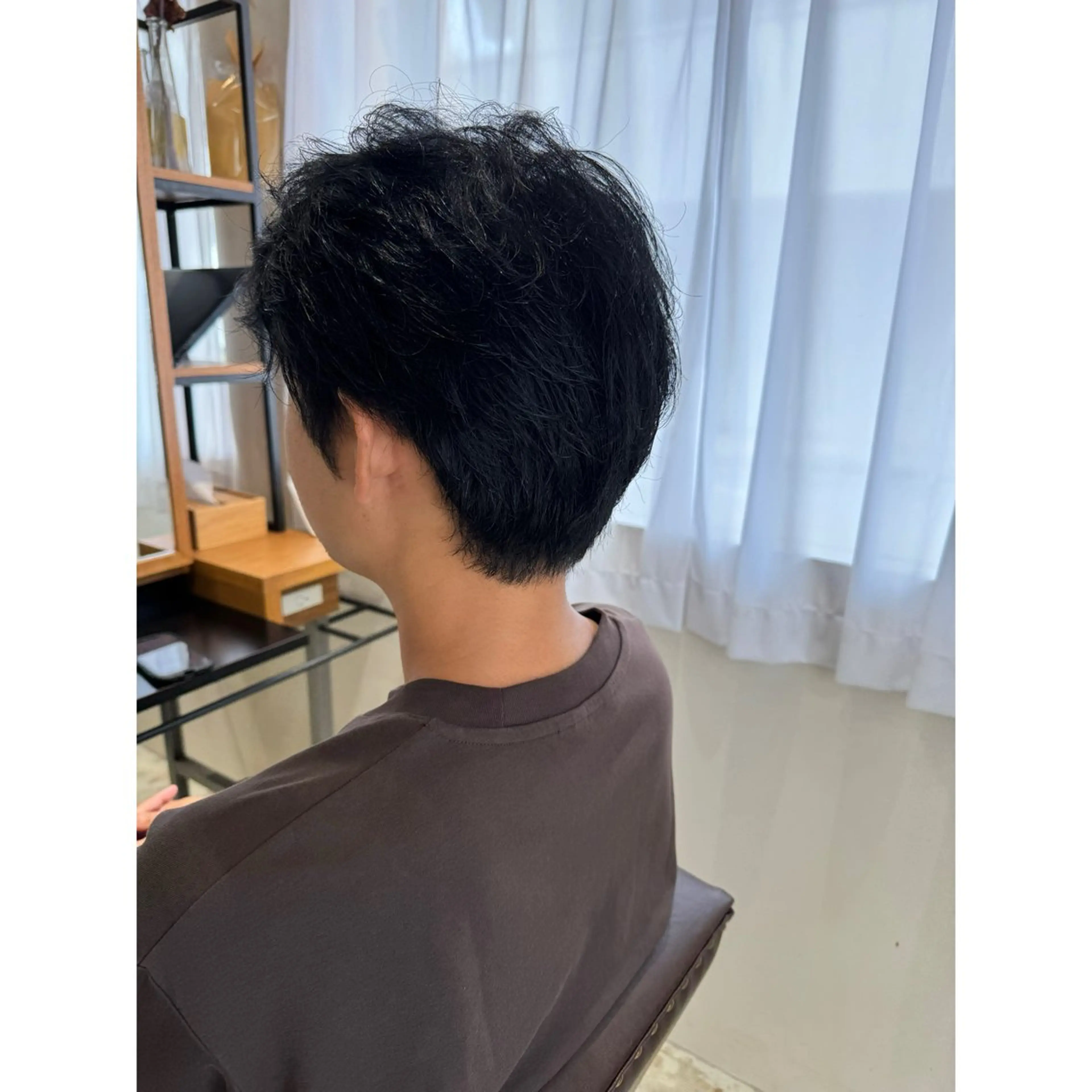 ショート カット 喜友名洸季 anoneのヘアスタイル