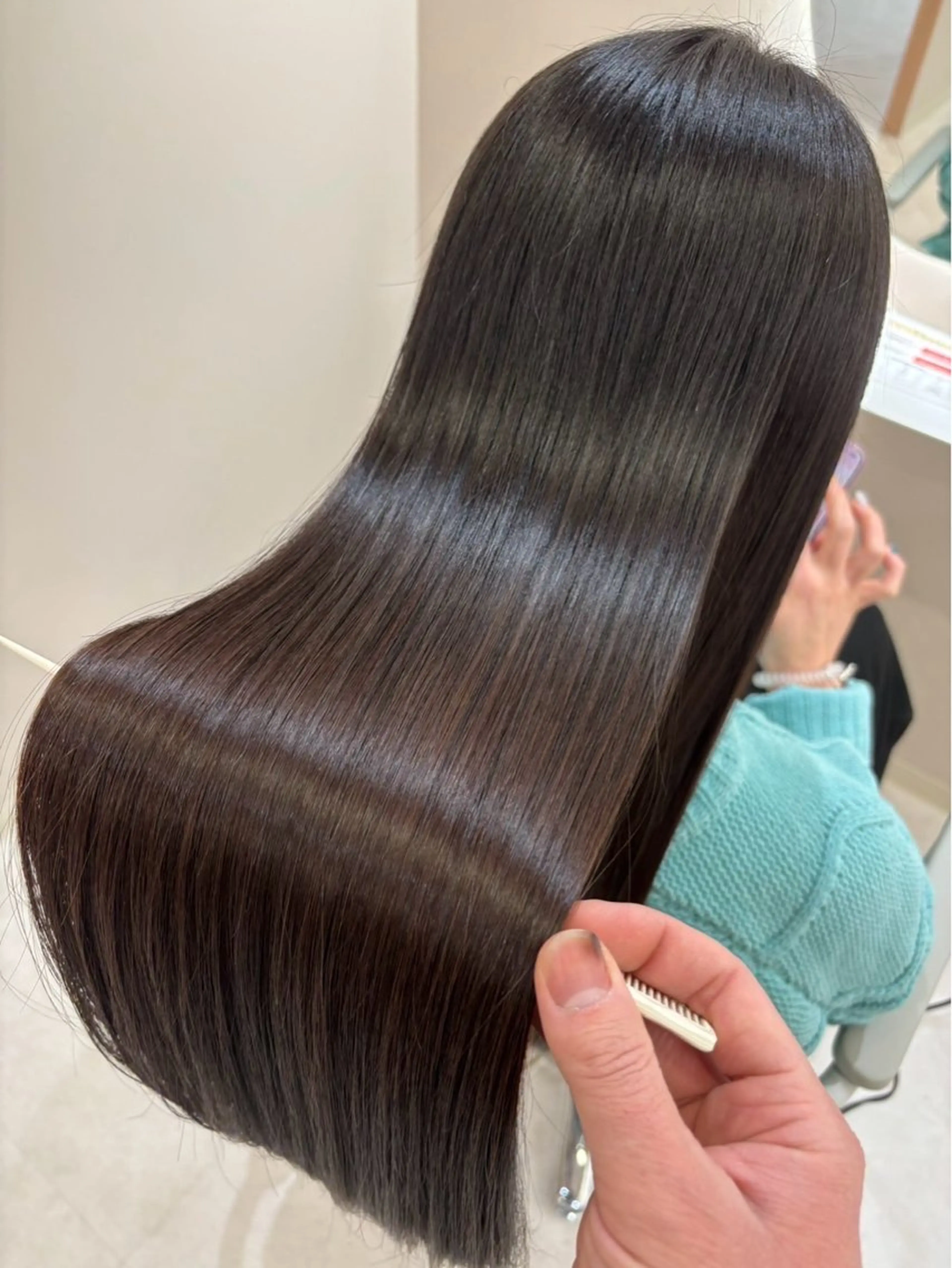ロング カラー ヘアカラー トリートメント 松田 萌音のヘアスタイル