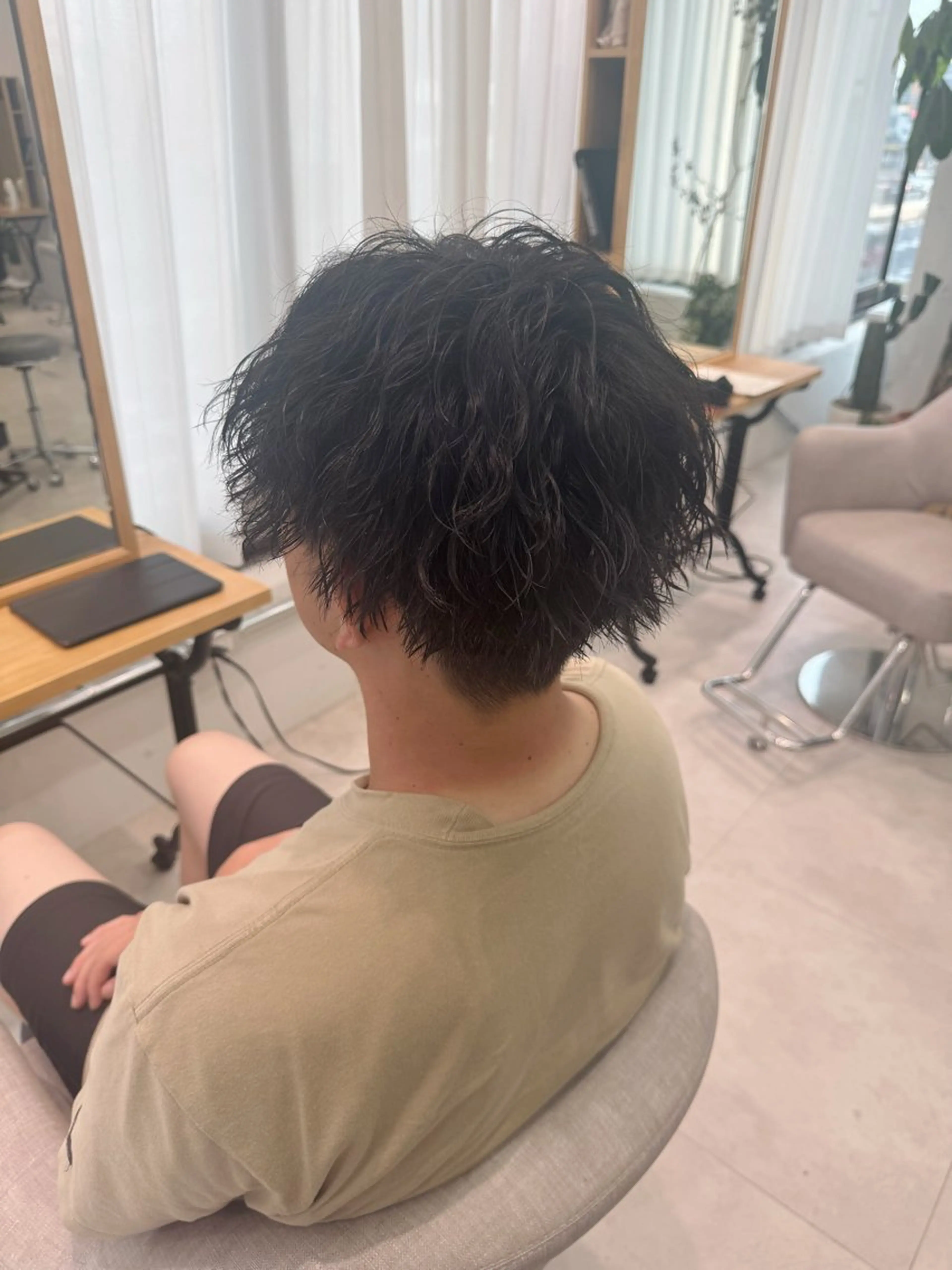 ショート カット パーマ 岡島 実里のヘアスタイル