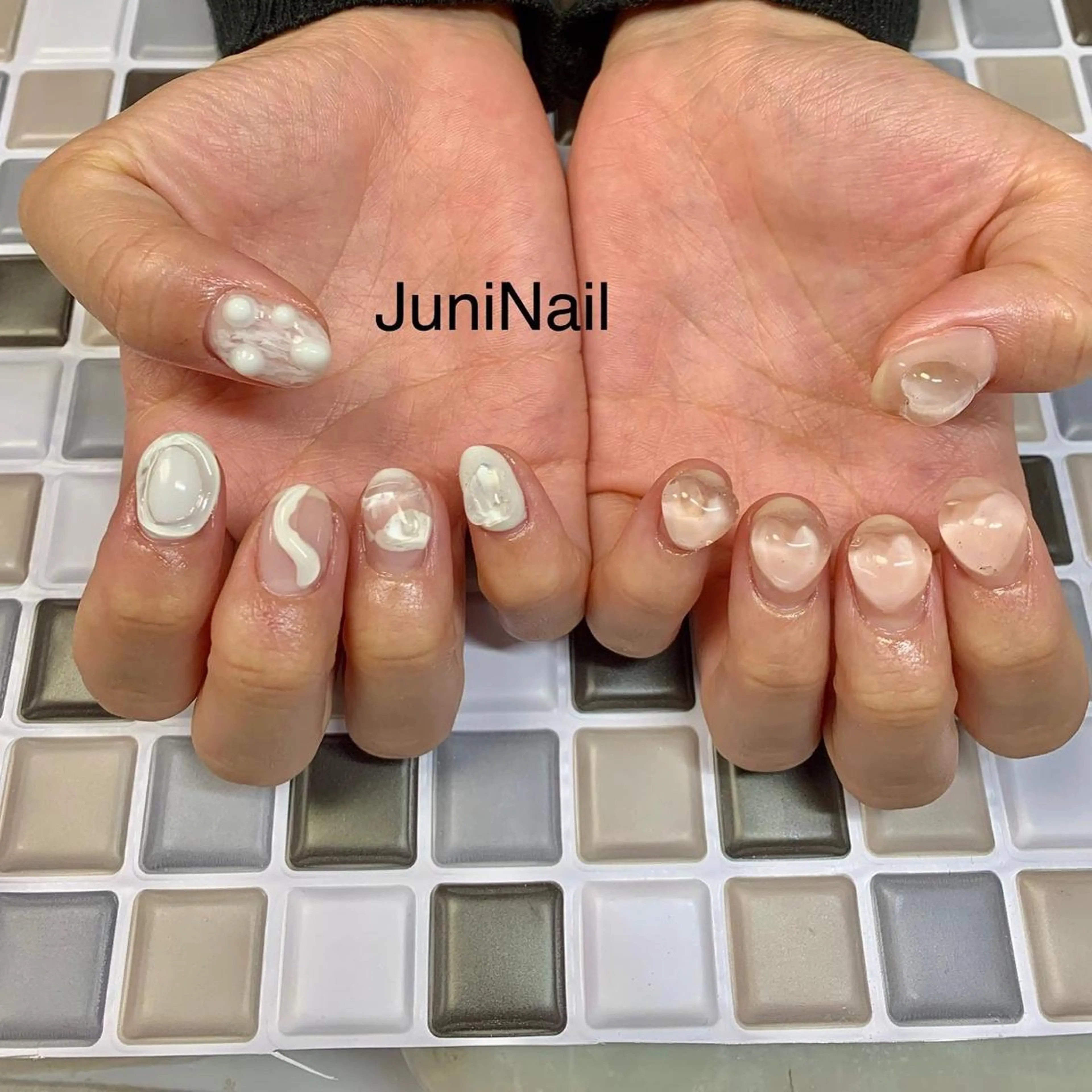 ネイル オーロラネイル クリアネイル 成人式 フラッシュネイル フレンチネイル ハンドネイル JuniNail 주니네일🇰🇷suのネイルデザイン