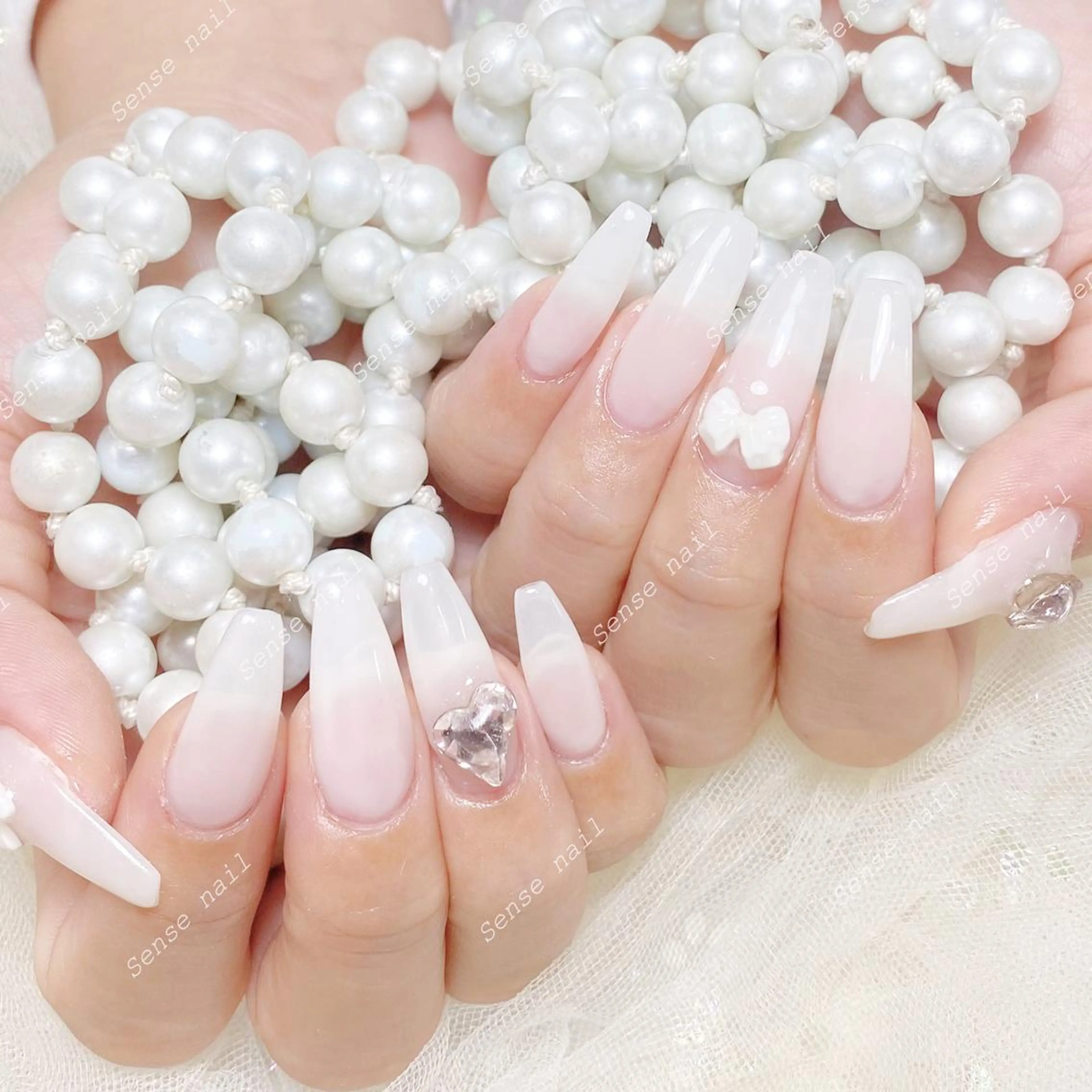 ネイル ハンドネイル ハンドケア Feinn Ink💕のネイルデザイン