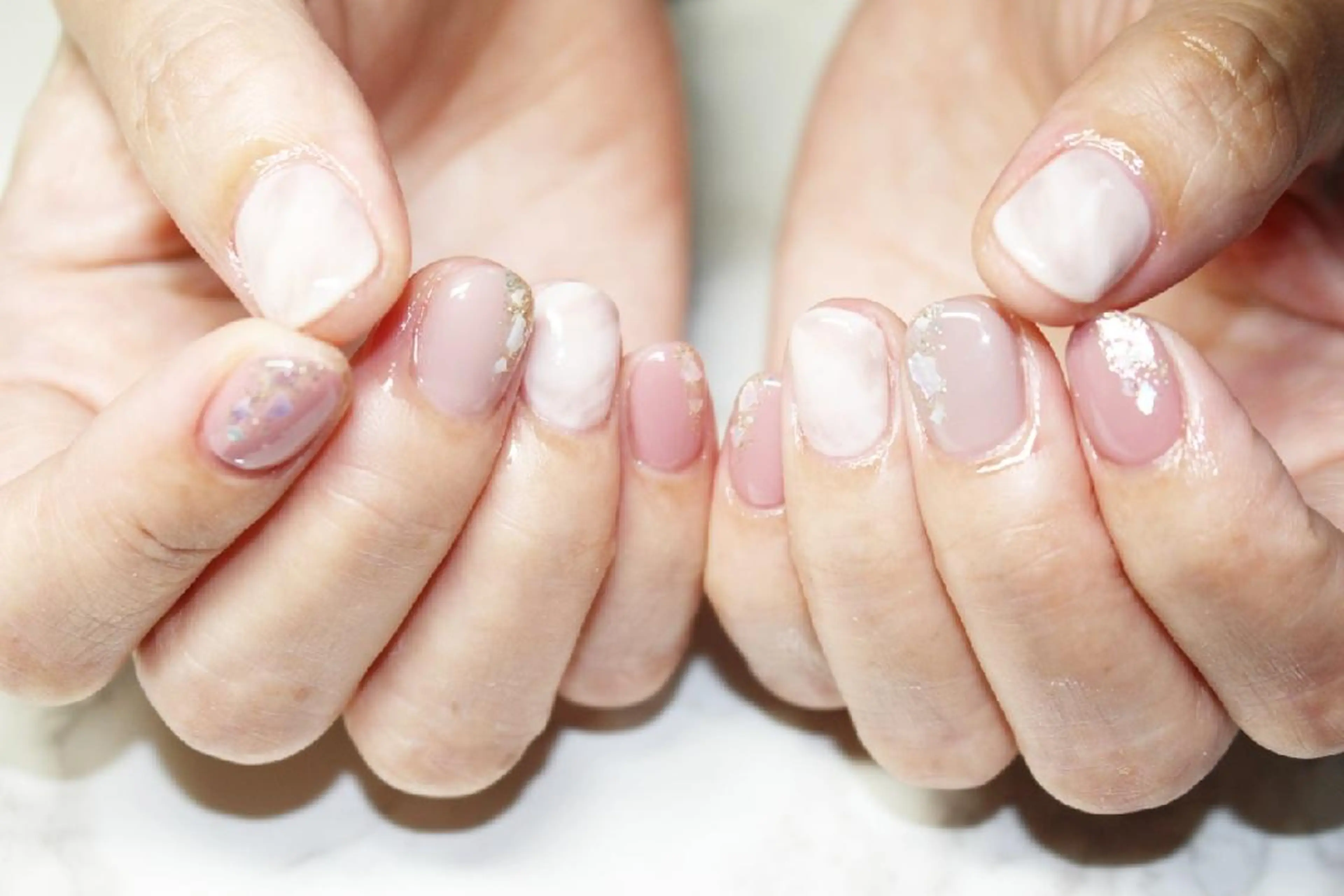 ネイル アートネイル ジェルネイル 大理石ネイル(マーブル) ミラーネイル ニュアンスネイル yu-a☆ ネイル &ホワイトニングのネイルデザイン