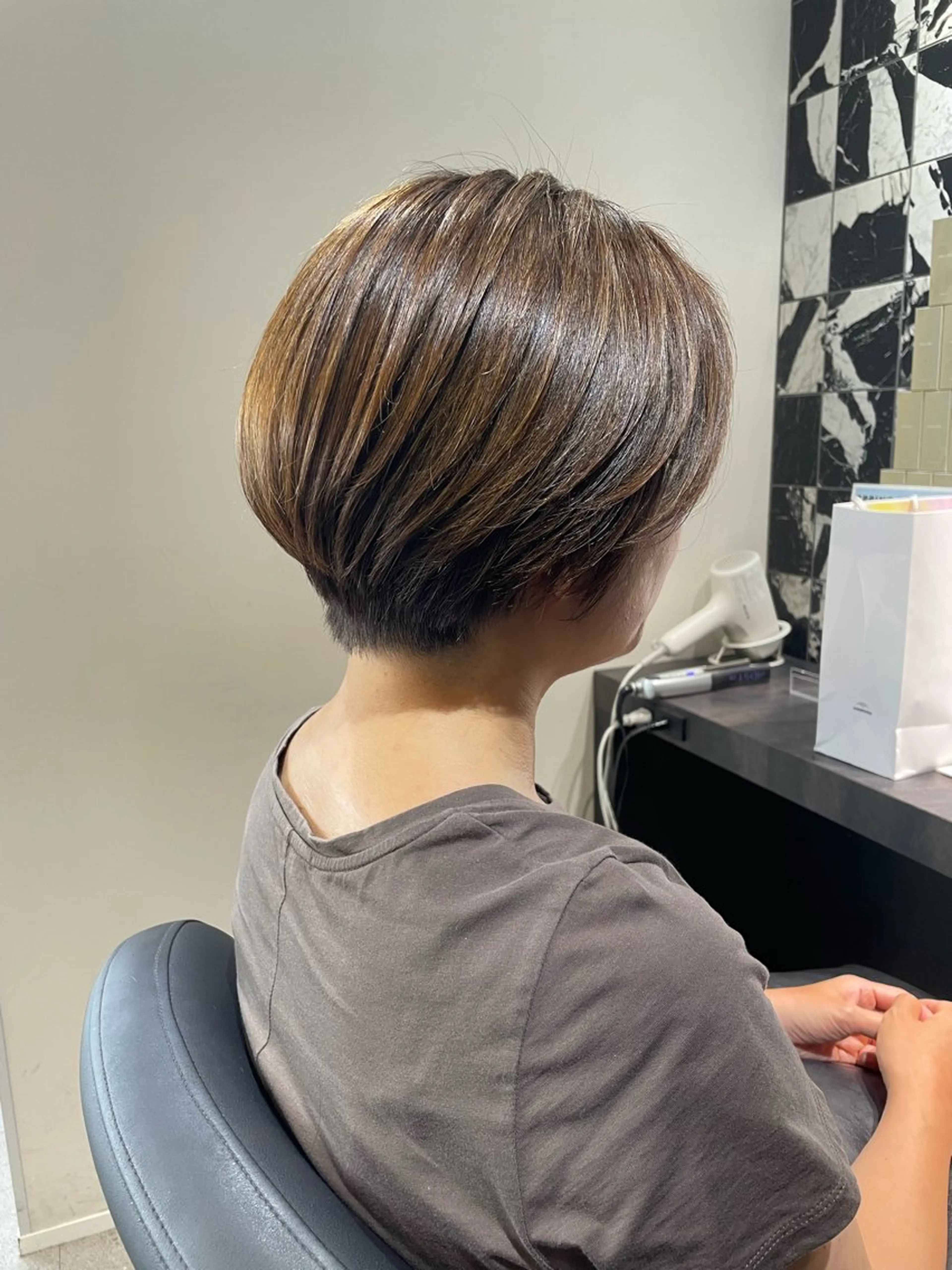 ショート カラー 丸みショート ショートヘア One By The Ect所属・ショート/脱白髪染め ☆宇﨑悠実のヘアスタイル