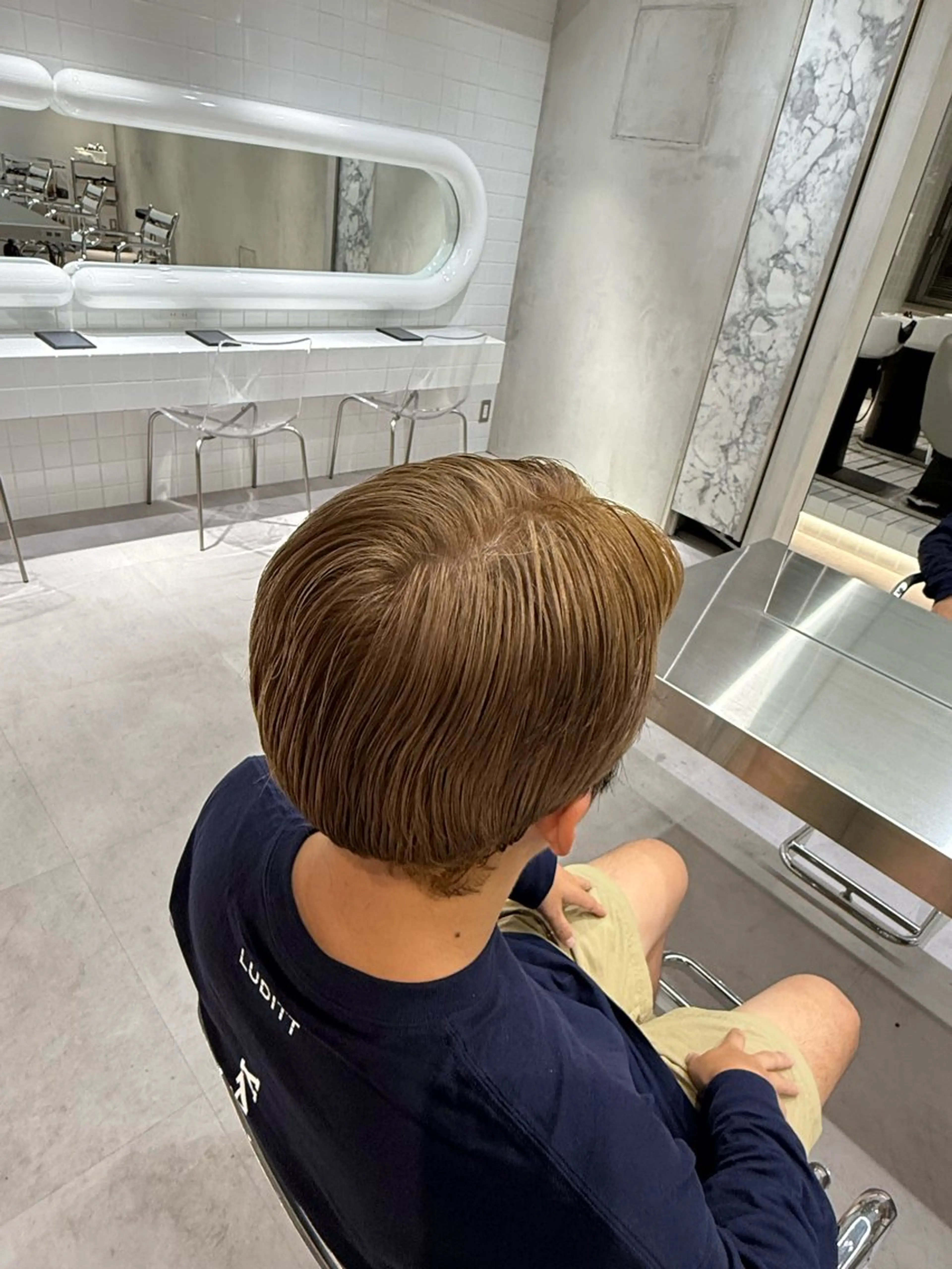 ショート カラー メンズ アッシュ ベージュカラー 【MEN'S HAIR U】 渋谷 メンズサロン所属・金田 颯太のヘアスタイル