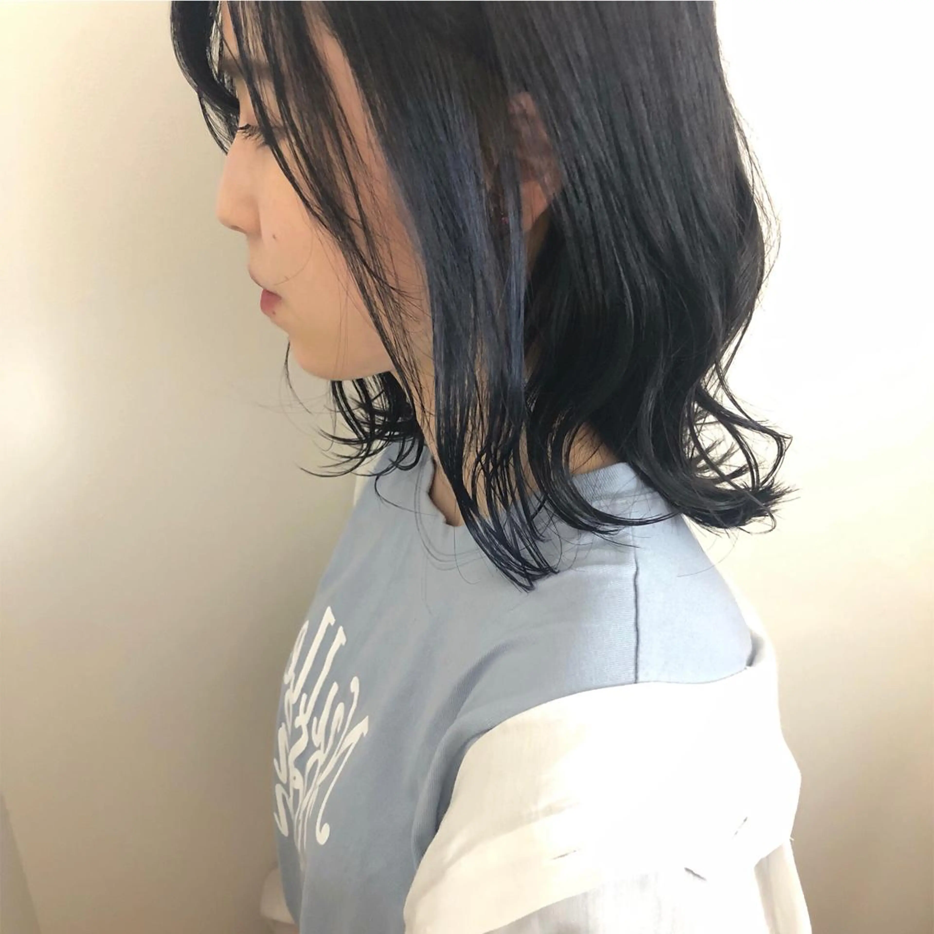 ミディアム カラー ブルーカラー ネイビーカラー ヘアカラー レイヤー/お顔まわり 暖色カラー🍑Amiのその他イメージ
