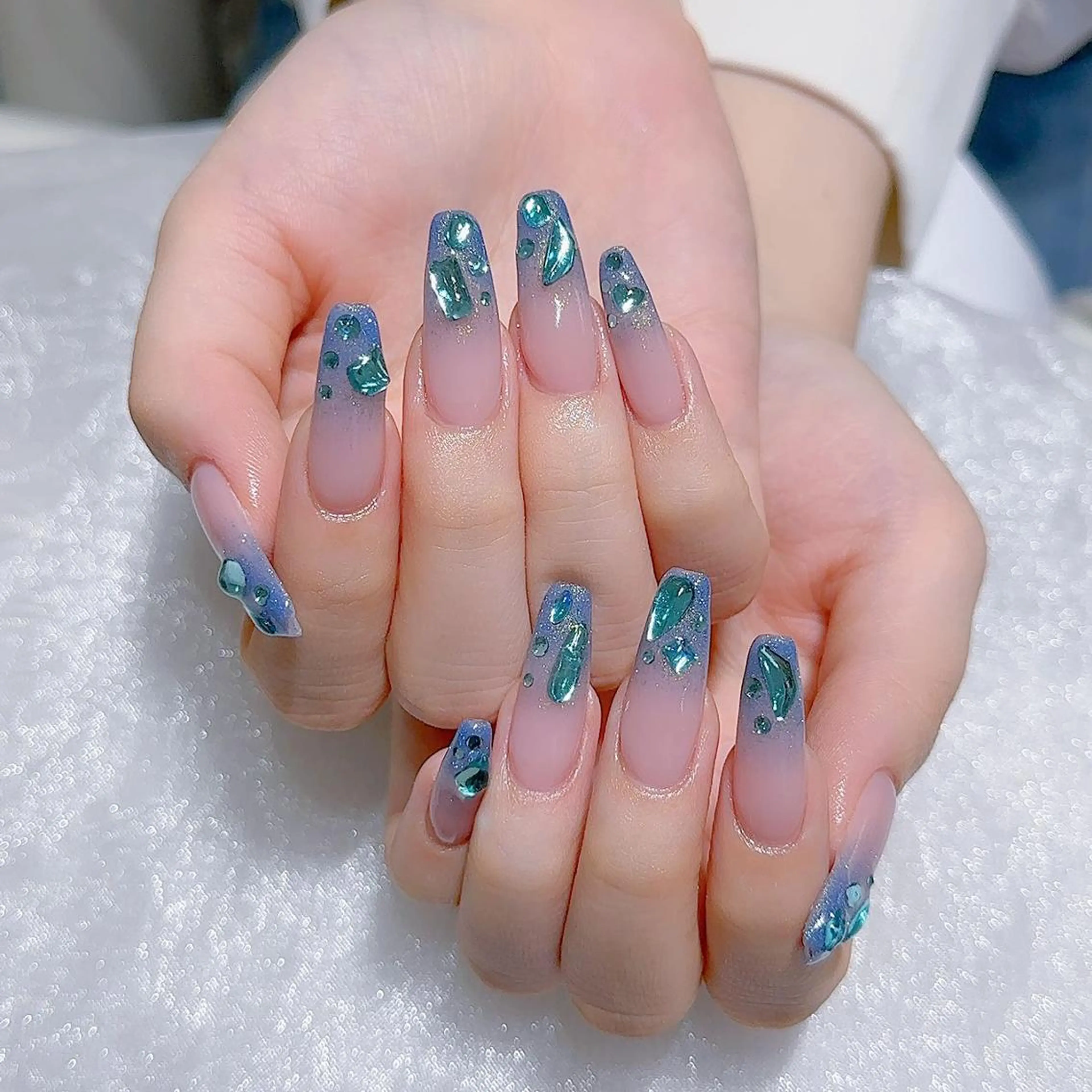 ネイル ハンドネイル Queens momoのネイルデザイン